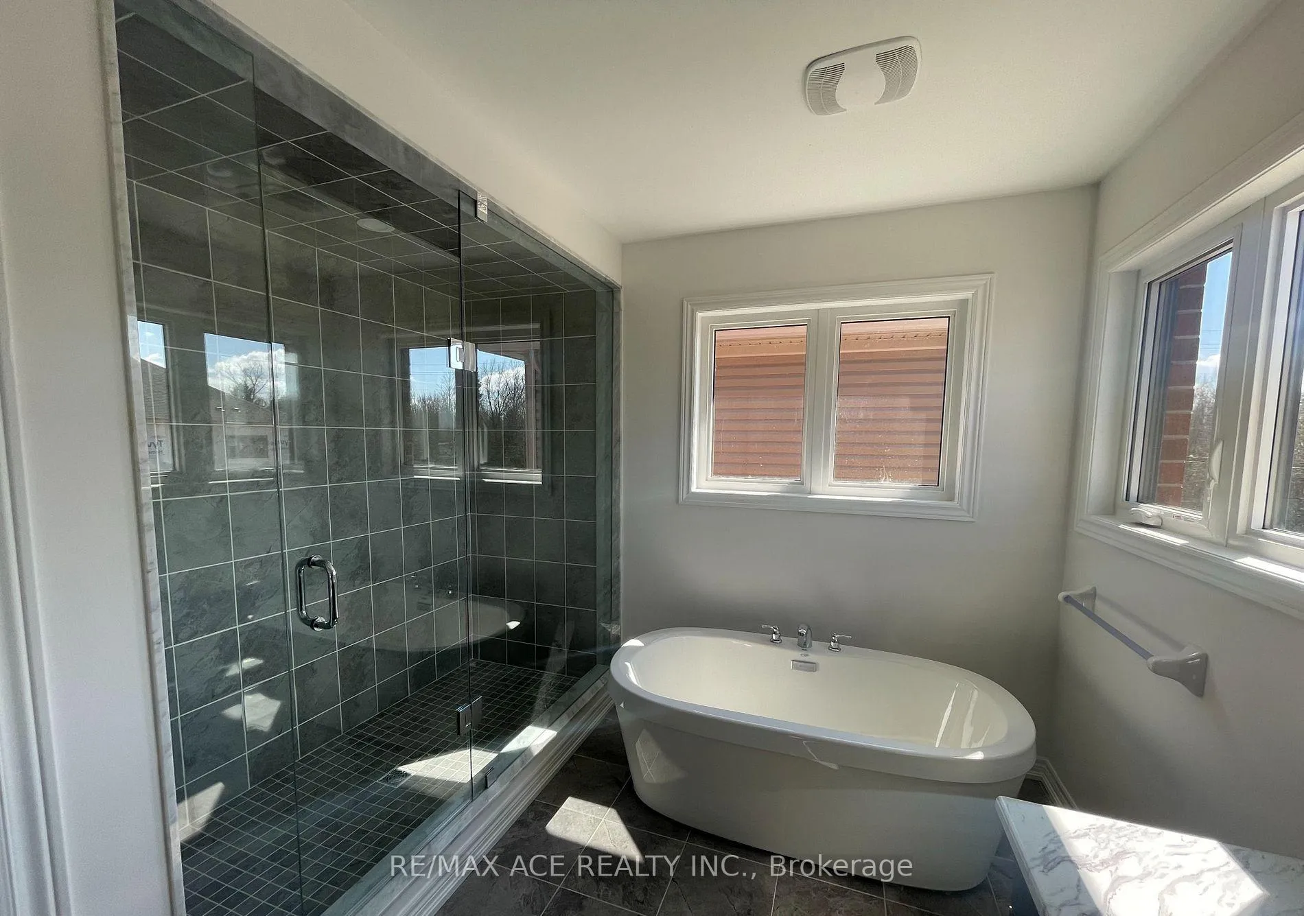 Photo 9 of 6 Wakefield Boulevard, Essa, Angus — HOMEH