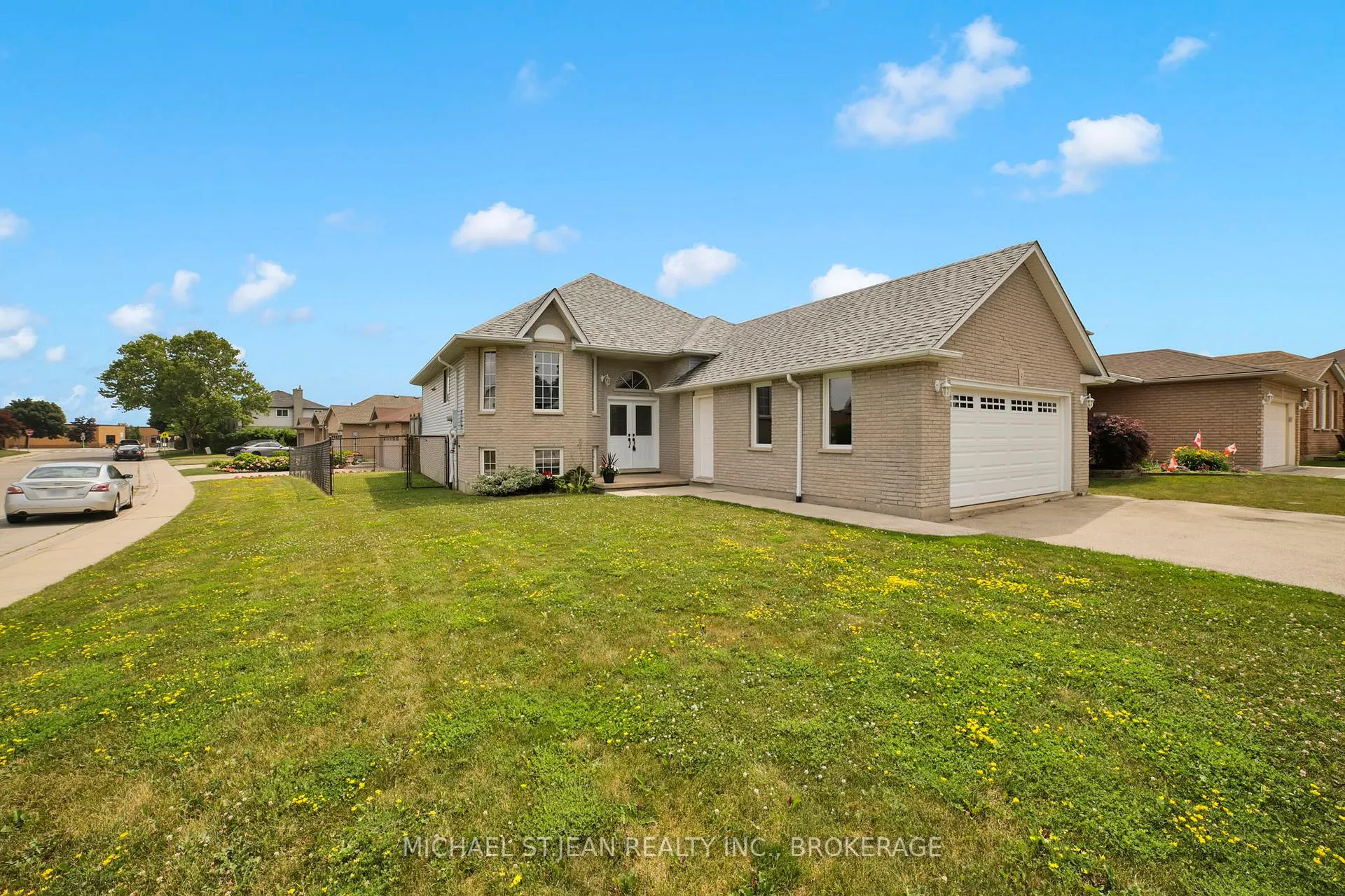 Photo 3 of 3 Massena Drive, Hamilton, Barnstown — HOMEH