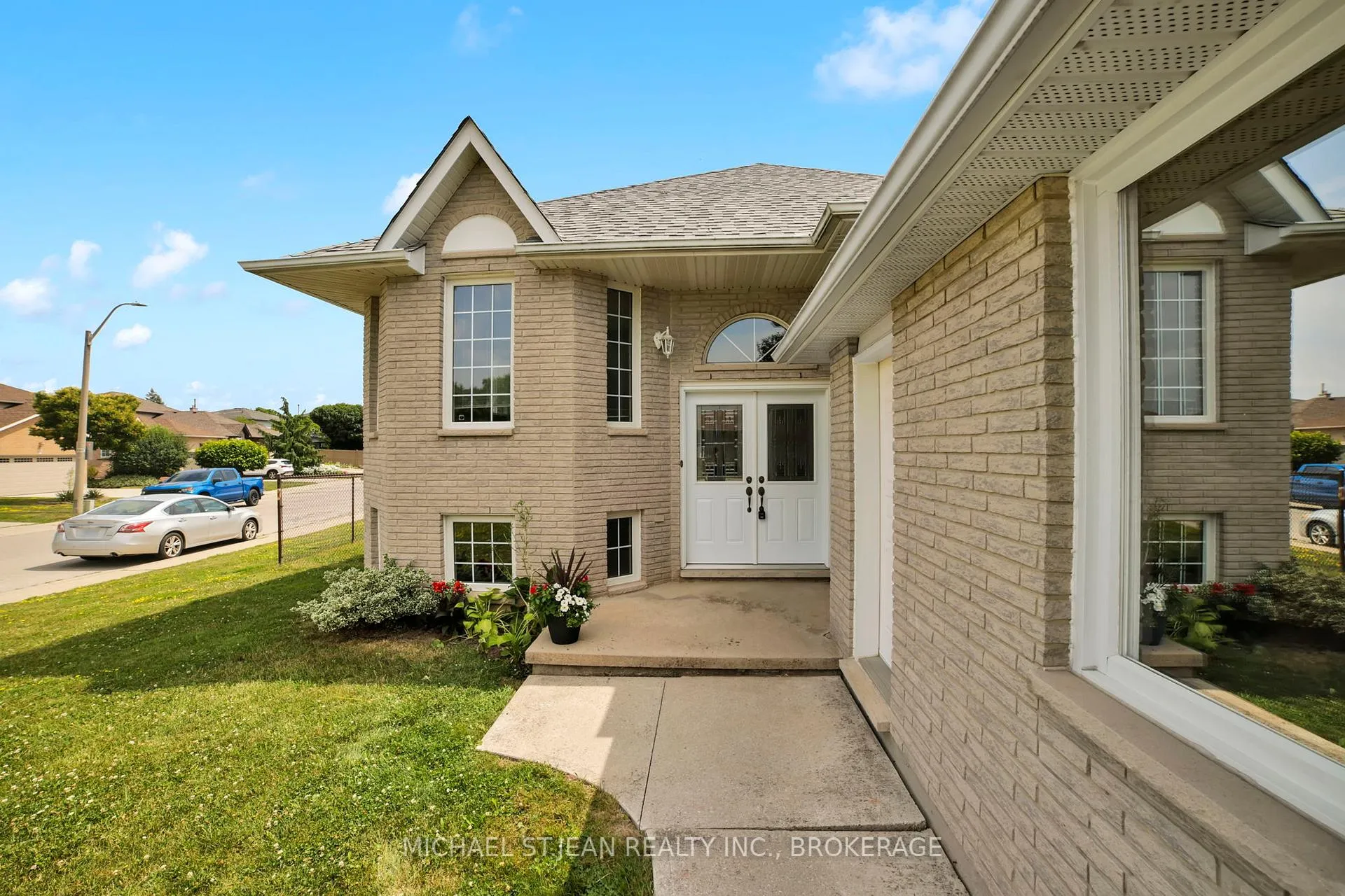 Photo 4 of 3 Massena Drive, Hamilton, Barnstown — HOMEH