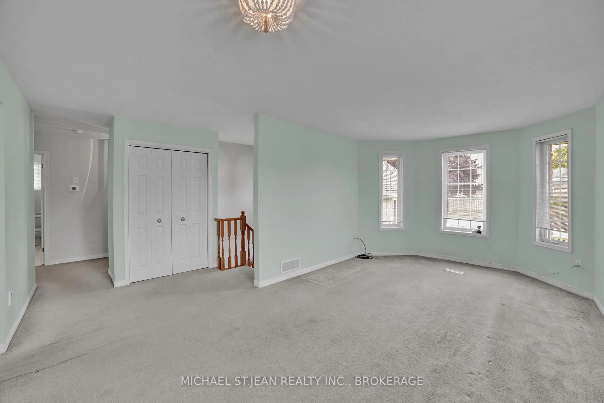 Photo 8 of 3 Massena Drive, Hamilton, Barnstown — HOMEH