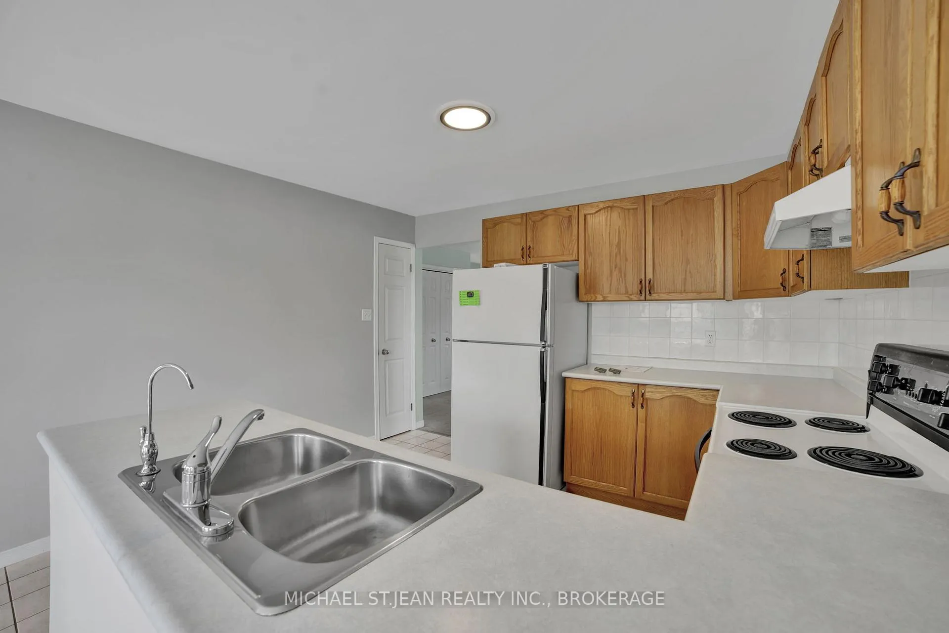 Photo 11 of 3 Massena Drive, Hamilton, Barnstown — HOMEH