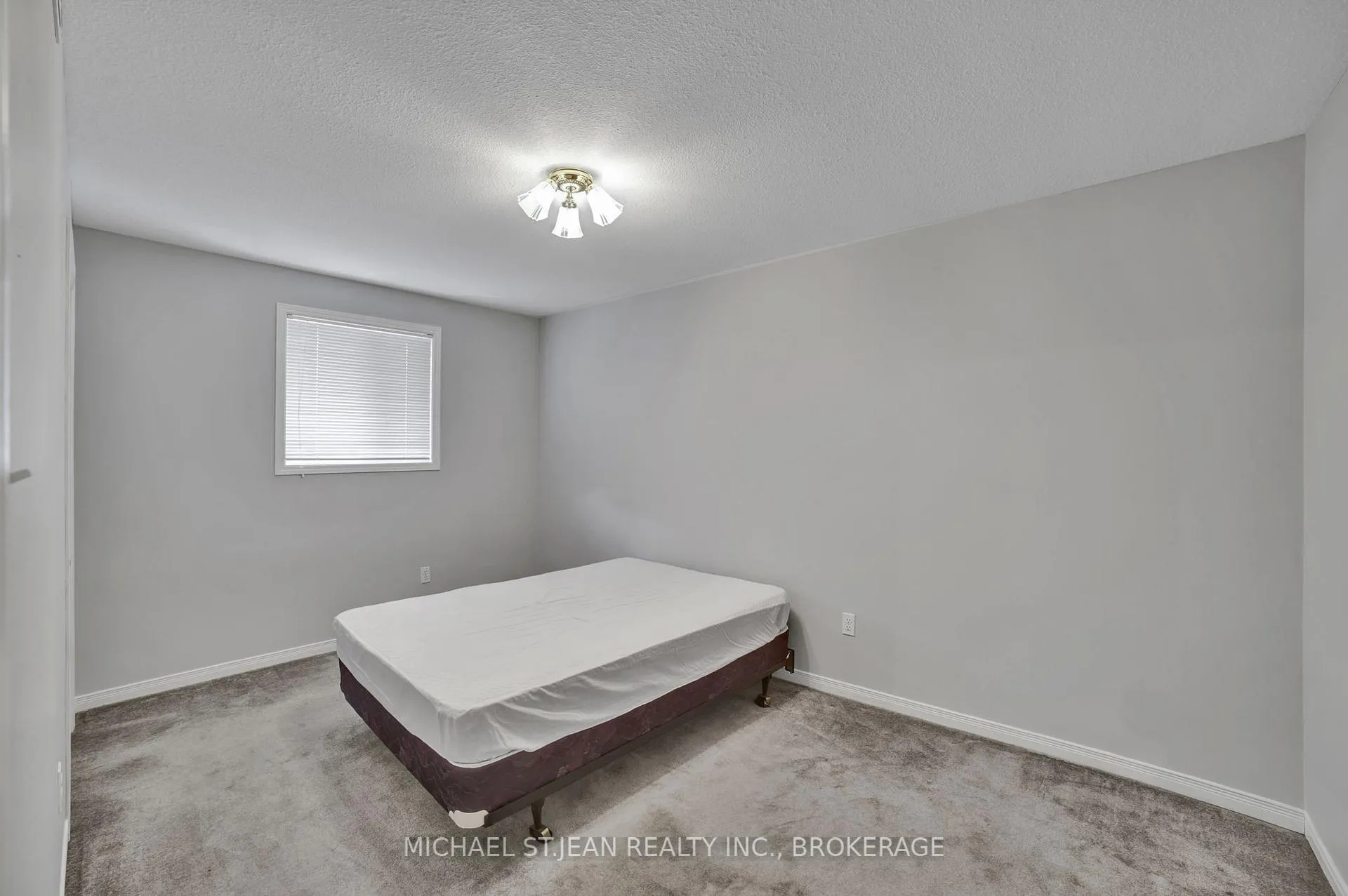 Photo 21 of 3 Massena Drive, Hamilton, Barnstown — HOMEH