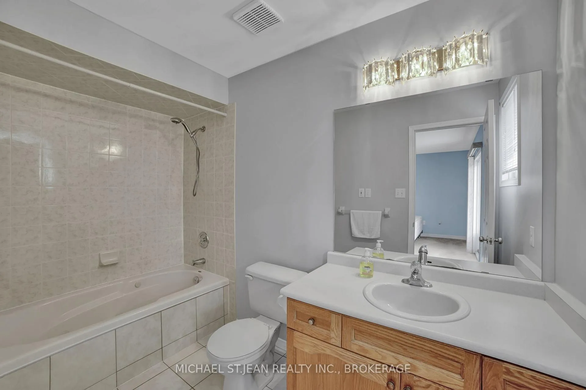 Photo 23 of 3 Massena Drive, Hamilton, Barnstown — HOMEH