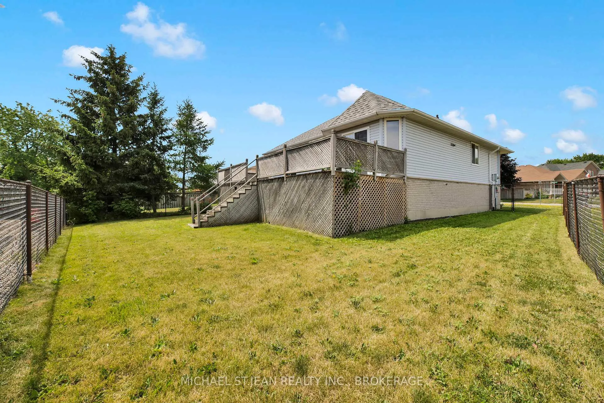 Photo 33 of 3 Massena Drive, Hamilton, Barnstown — HOMEH