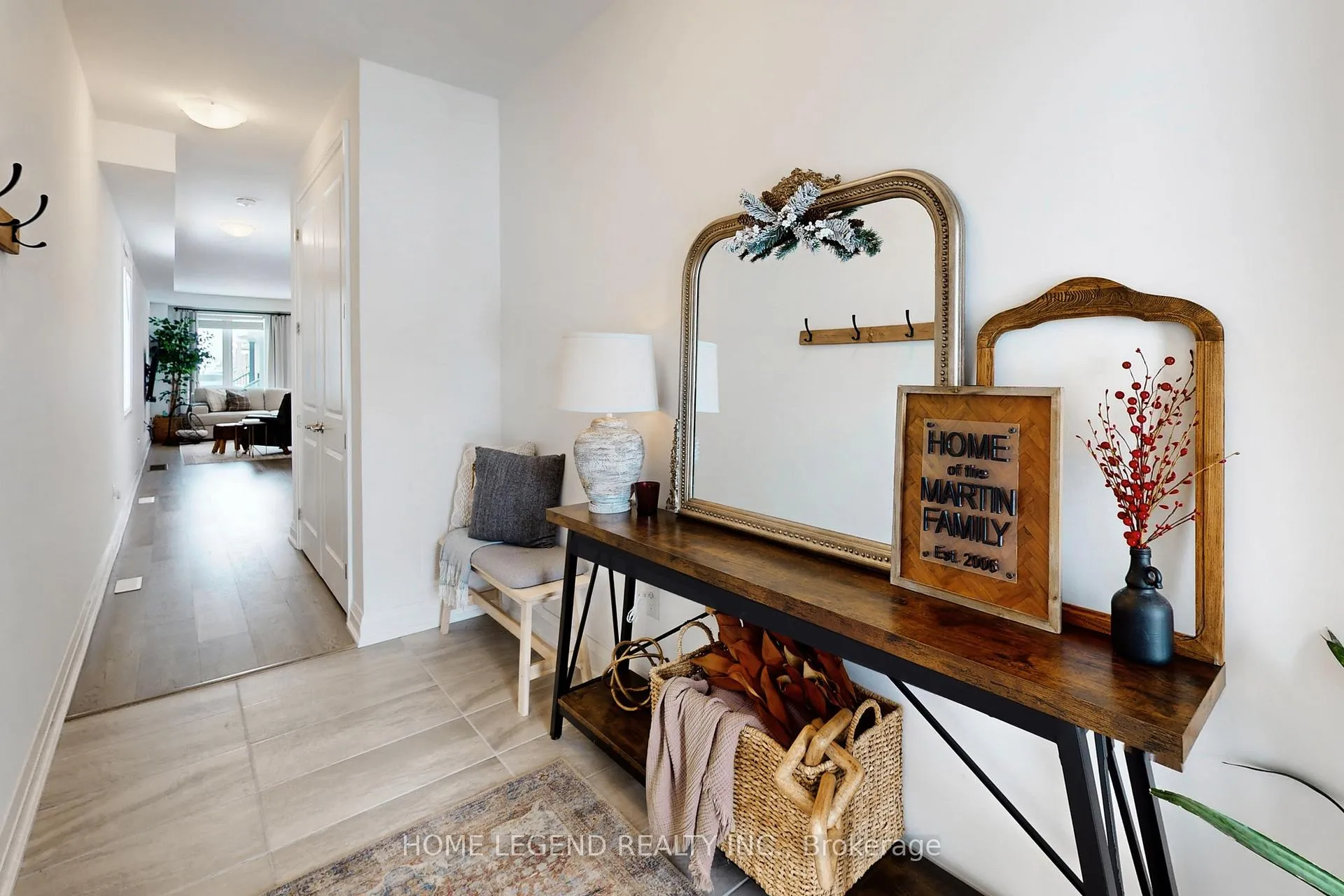 Photo 19 of 24 Lally Terrace, Barrie, Innis-Shore — HOMEH