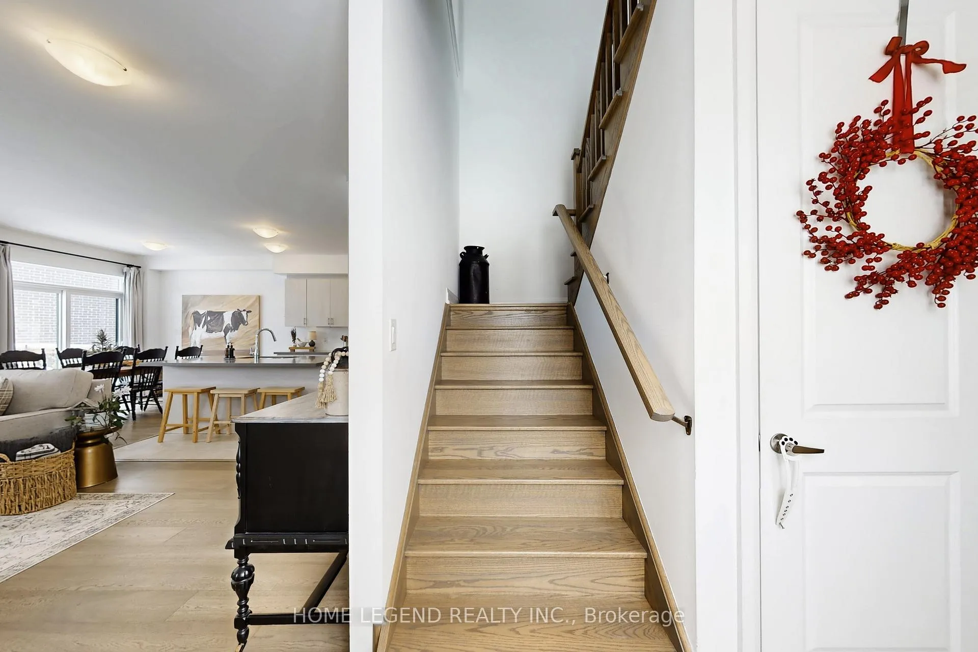 Photo 21 of 24 Lally Terrace, Barrie, Innis-Shore — HOMEH