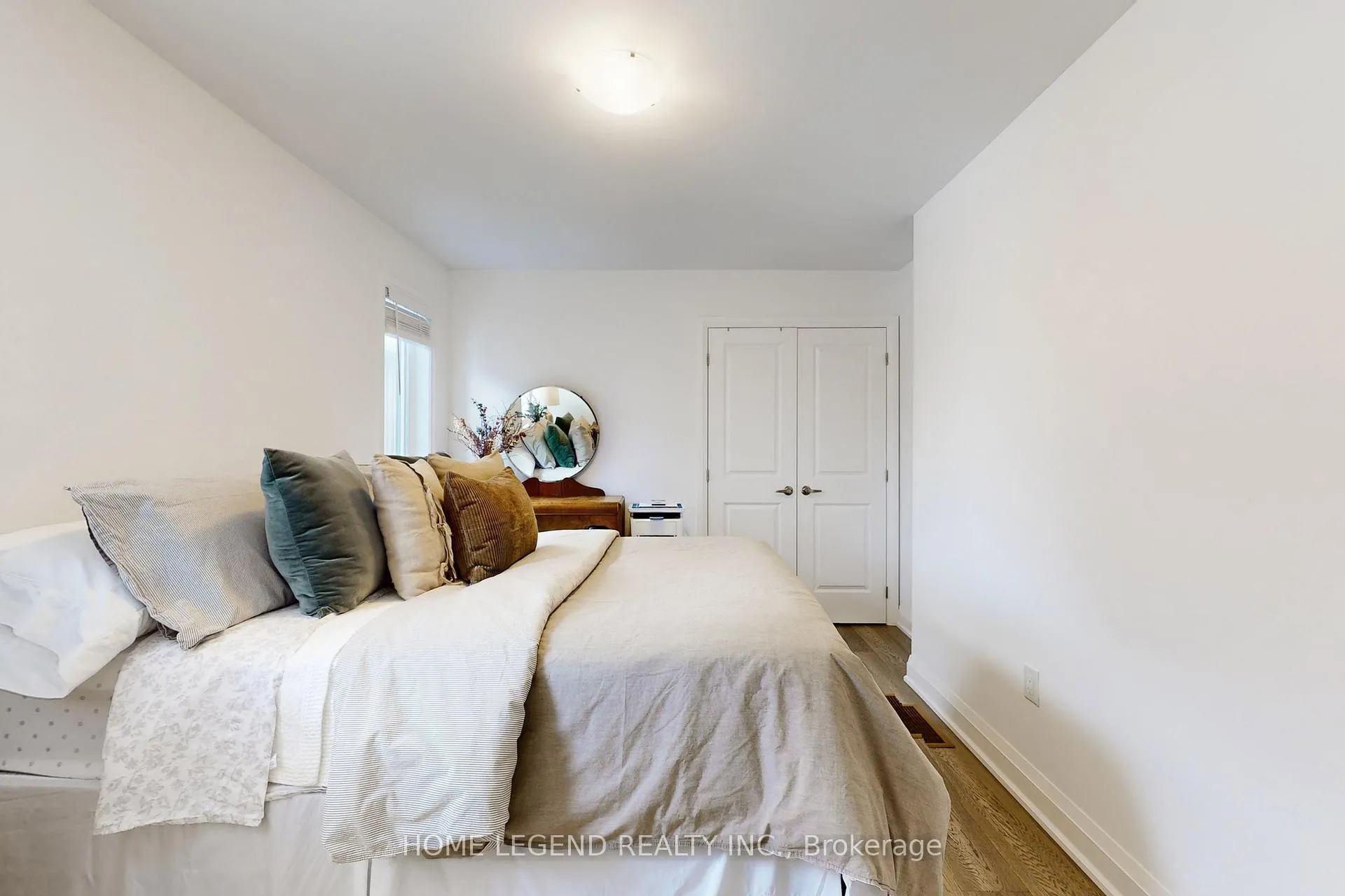 Photo 35 of 24 Lally Terrace, Barrie, Innis-Shore — HOMEH