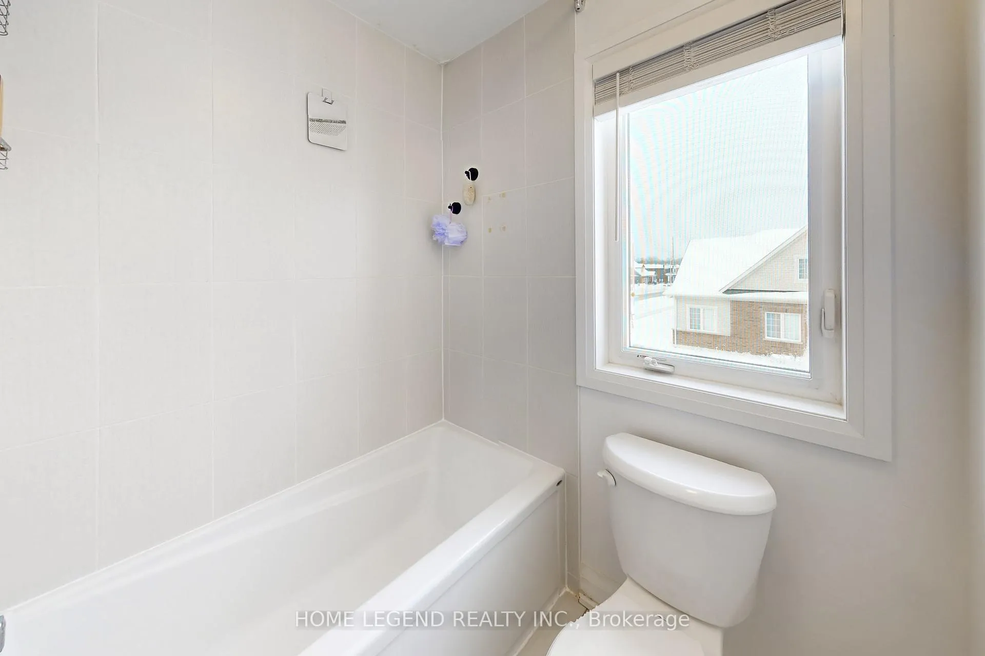 Photo 45 of 24 Lally Terrace, Barrie, Innis-Shore — HOMEH