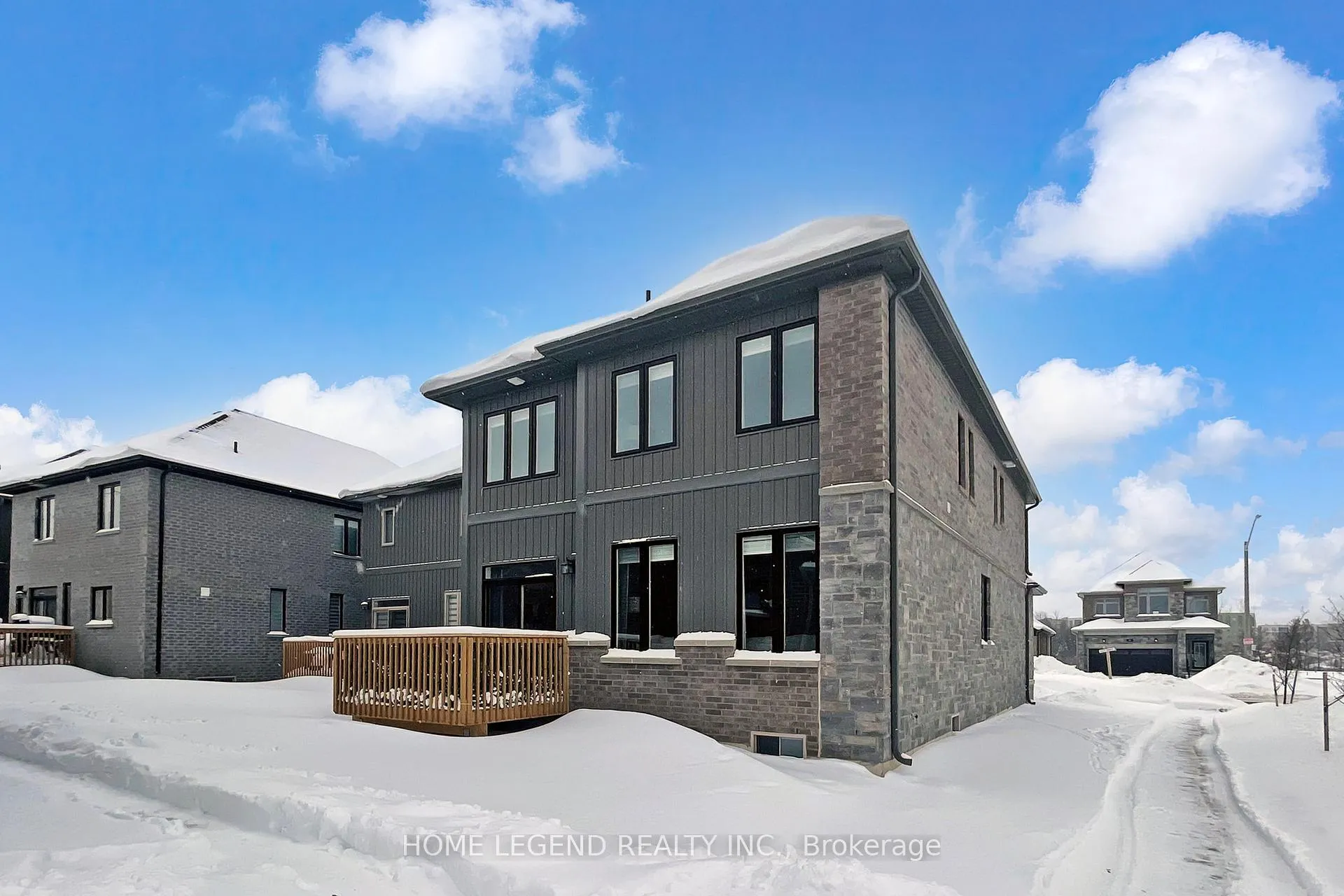 Photo 48 of 24 Lally Terrace, Barrie, Innis-Shore — HOMEH