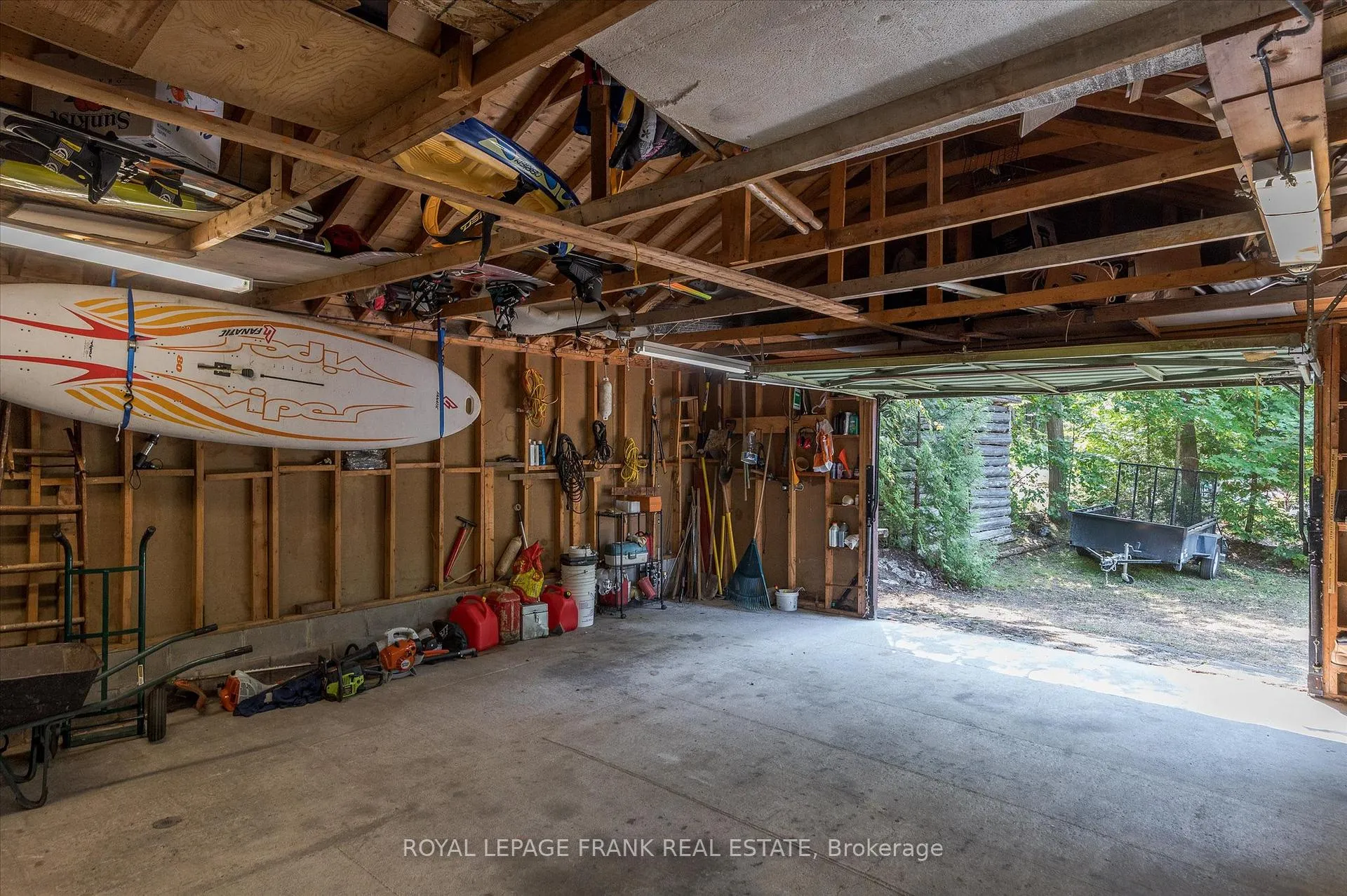 Photo 46 of 2724 Newcomb Lane, Selwyn — HOMEH
