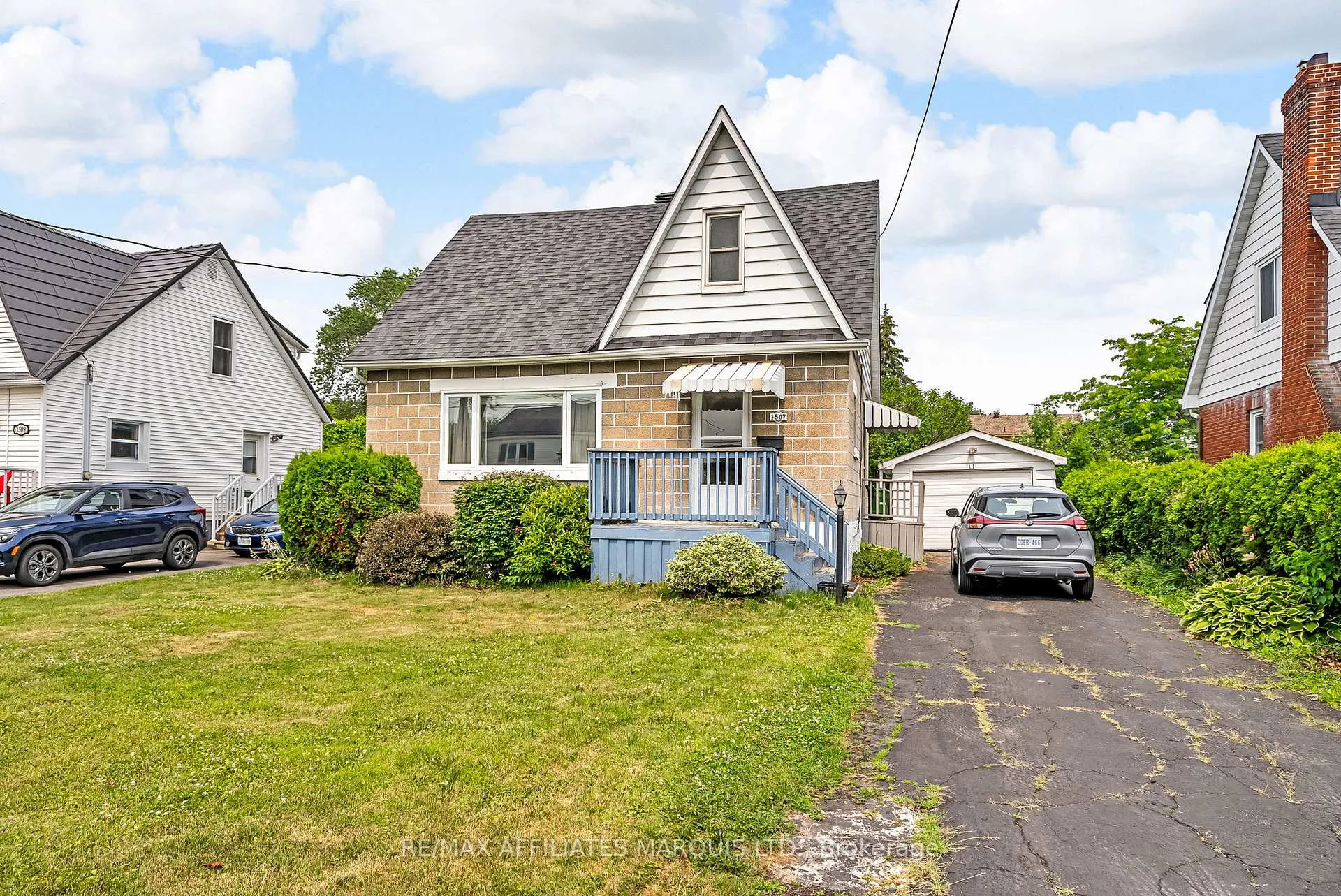 Photo 2 of 1507 Queen Street, Cornwall — HOMEH