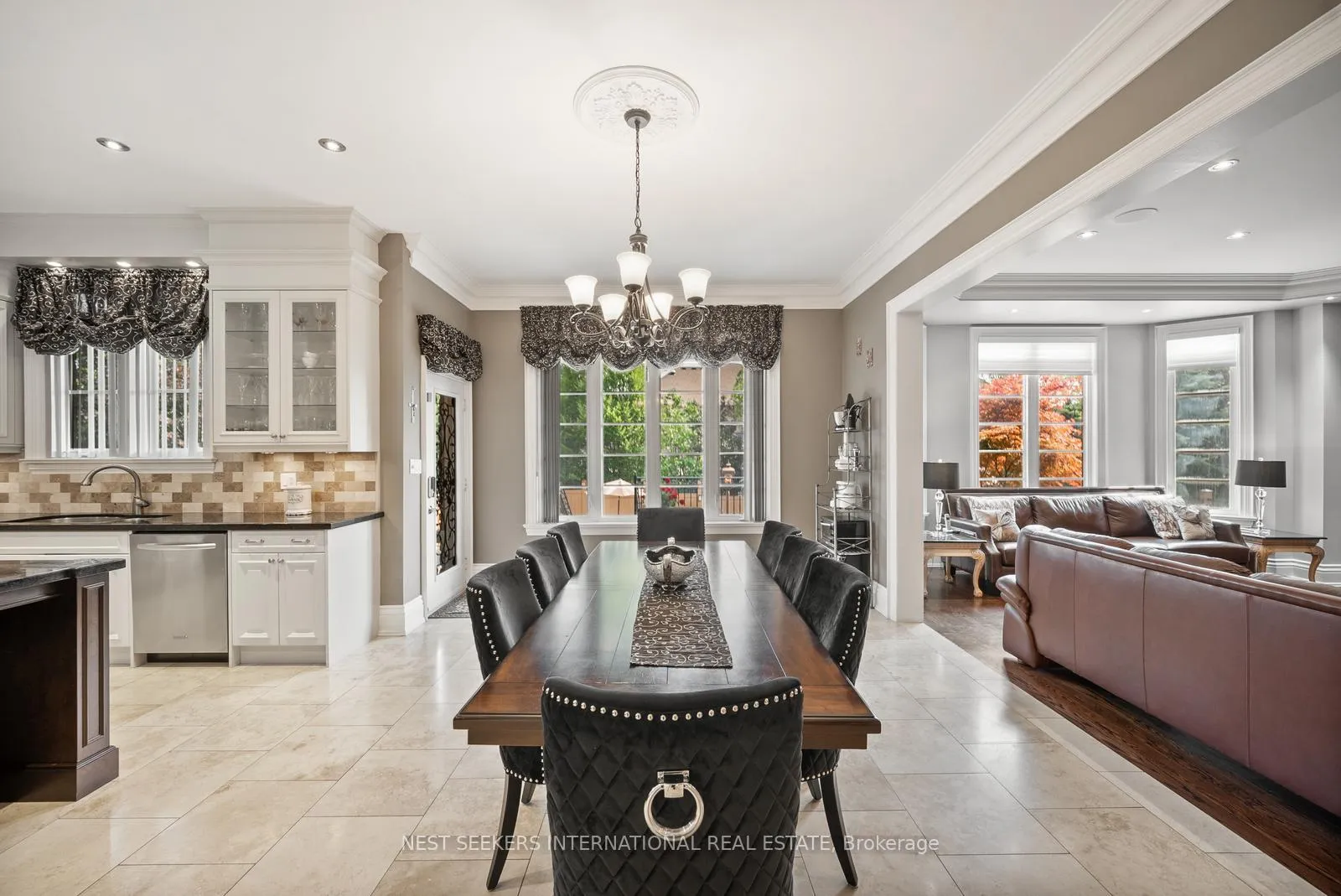 Photo 8 of 178 Grandvista Crescent, Vaughan, Vellore Village — HOMEH