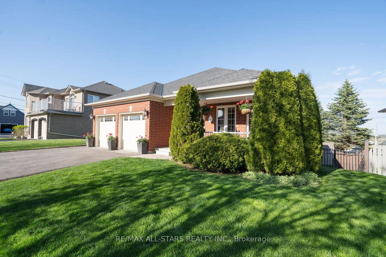 Photo 2 of 128 Earl Cuddie Boulevard, Scugog, Port Perry — HOMEH