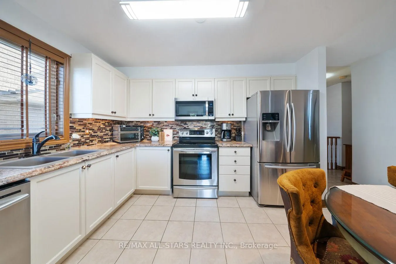 Photo 15 of 128 Earl Cuddie Boulevard, Scugog, Port Perry — HOMEH