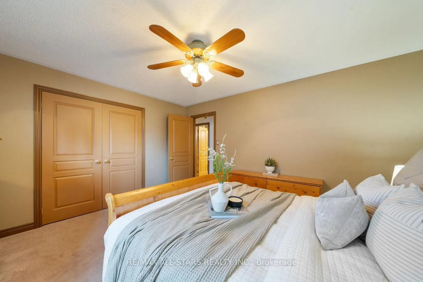 Photo 22 of 128 Earl Cuddie Boulevard, Scugog, Port Perry — HOMEH
