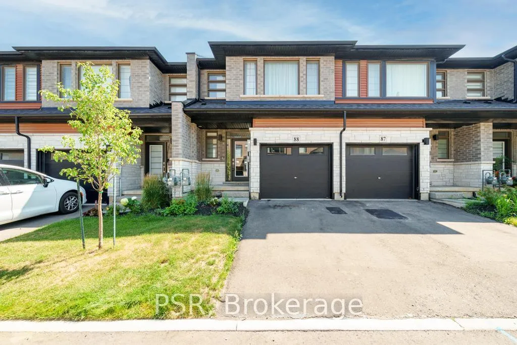 Photo 1 of Unit 88, 120 Court Drive, Brant, Paris — HOMEH
