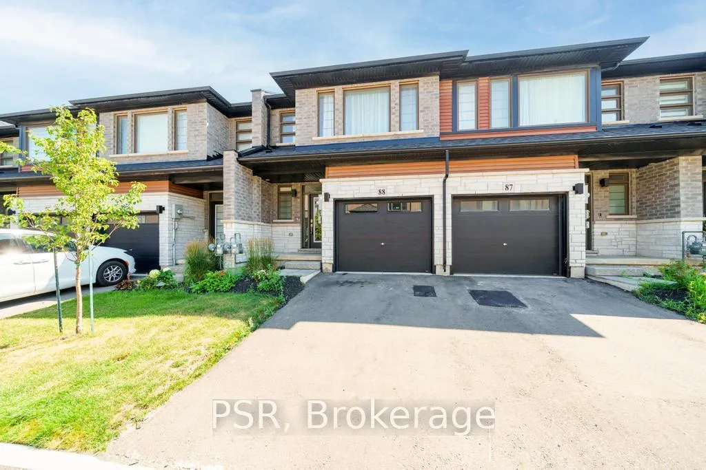 Photo 3 of Unit 88, 120 Court Drive, Brant, Paris — HOMEH