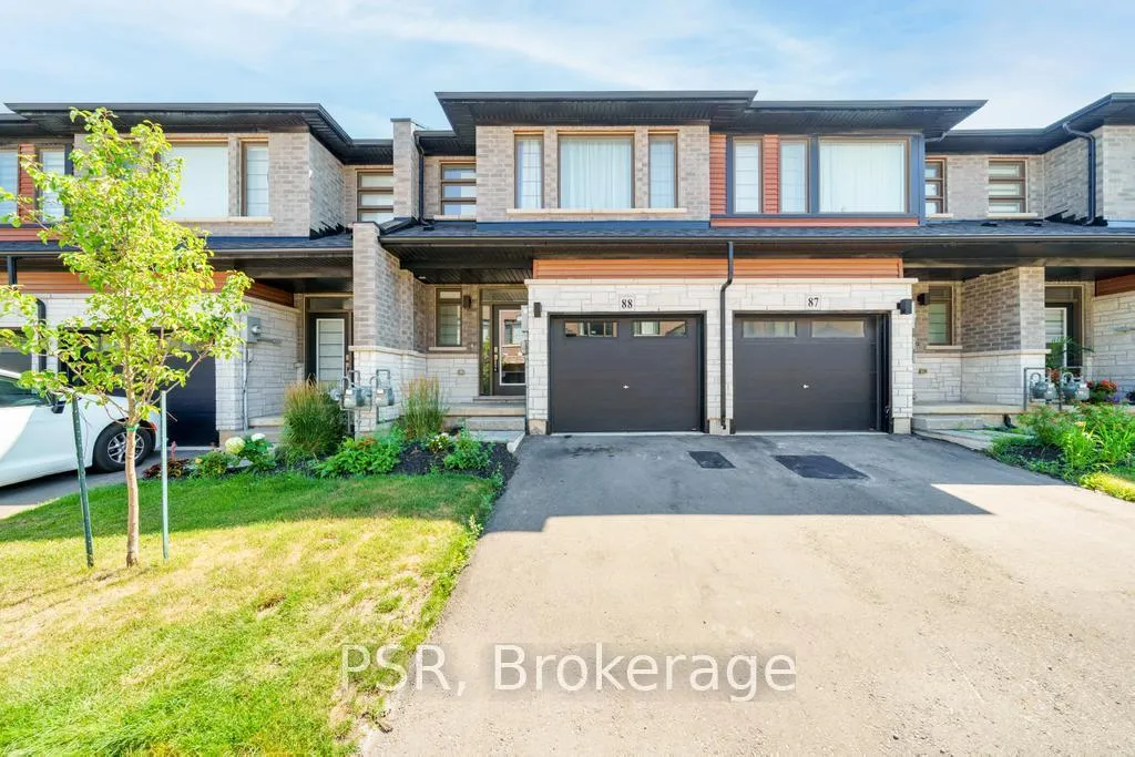 Photo 4 of Unit 88, 120 Court Drive, Brant, Paris — HOMEH
