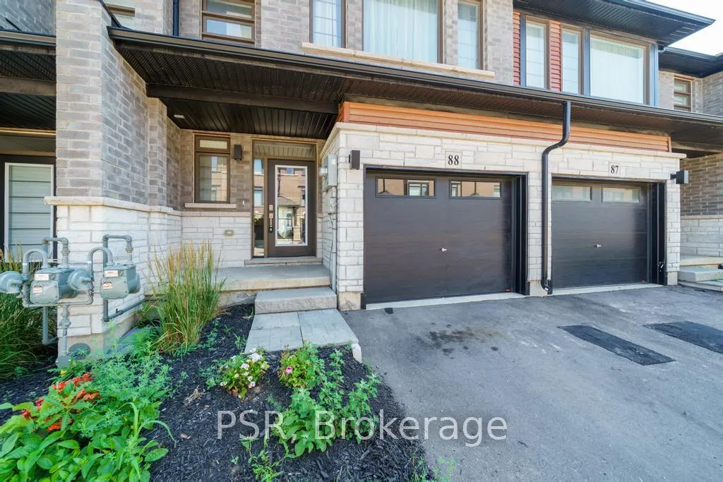 Photo 8 of Unit 88, 120 Court Drive, Brant, Paris — HOMEH