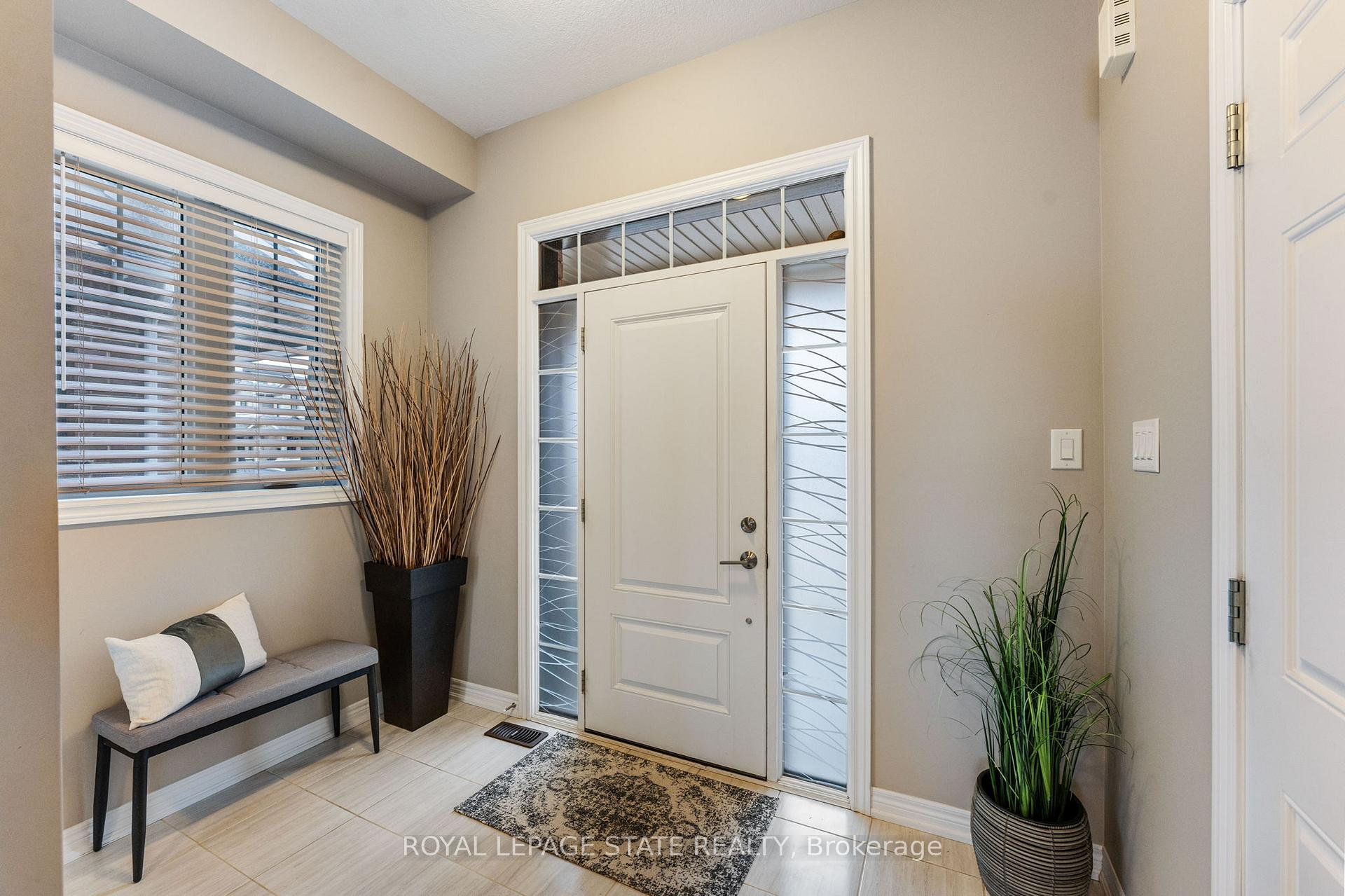 Photo 4 of 62 Waterview Lane, Grimsby, Grimsby Beach — HOMEH