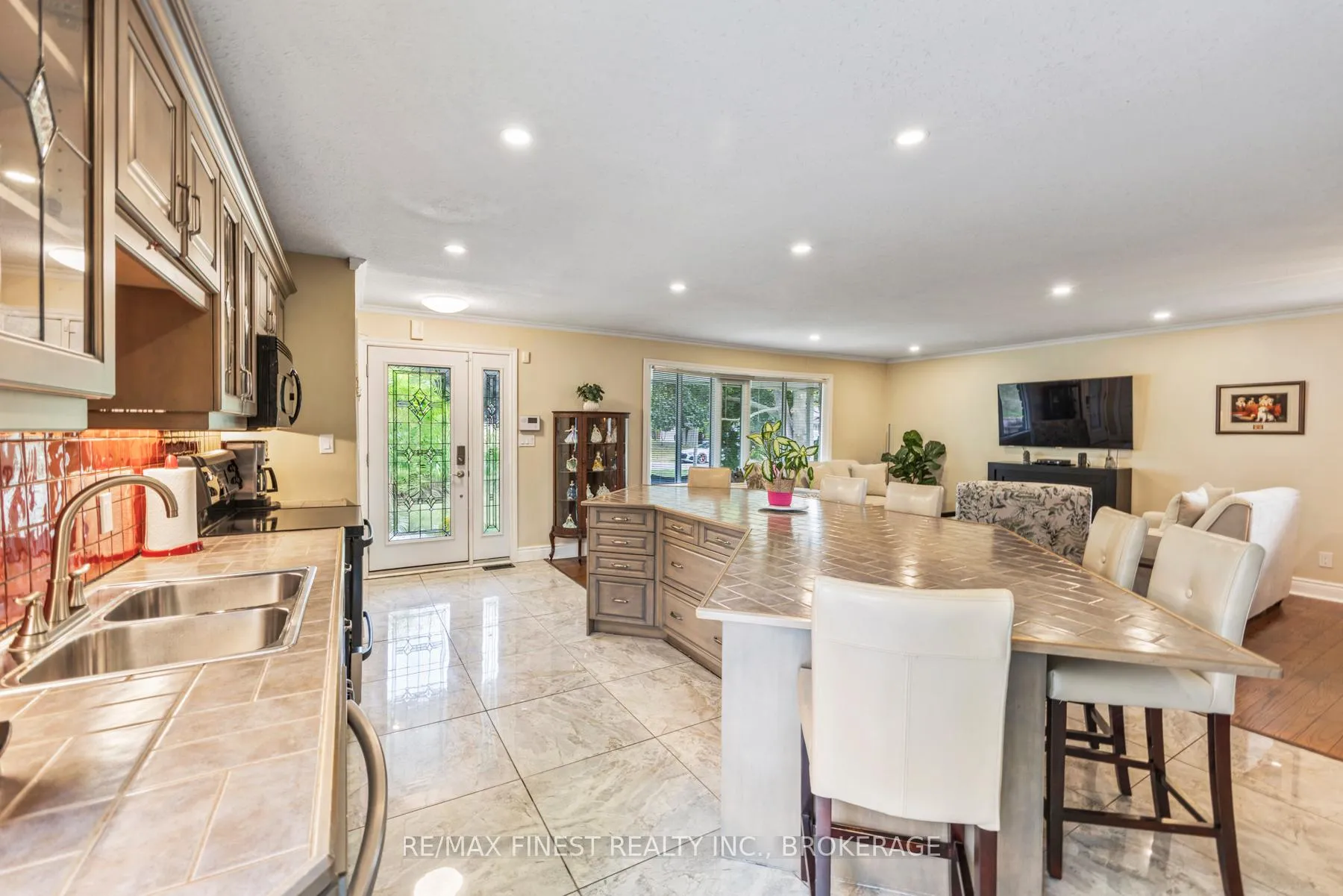 Photo 14 of 895 Brodie Avenue, Kingston, City Southwest — HOMEH