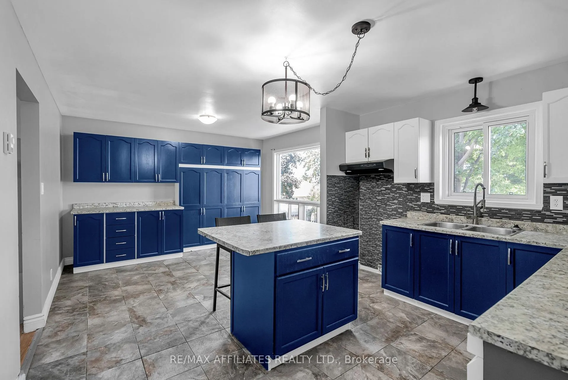 Photo 22 of 1711 Donald Avenue, Cornwall — HOMEH