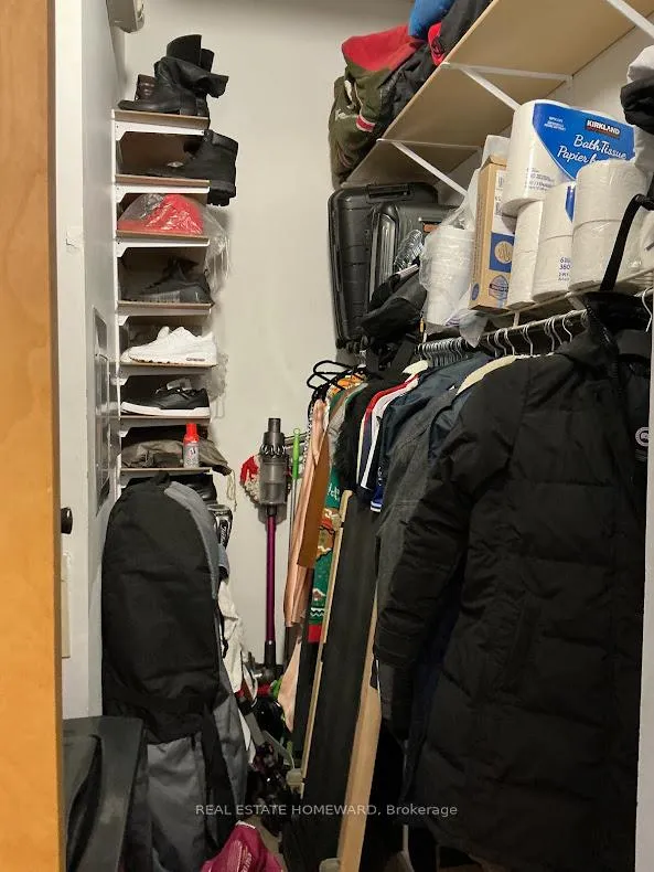 Photo 14 of Unit 205, 188 Eglinton Avenue E, Toronto, Mount Pleasant West — HOMEH