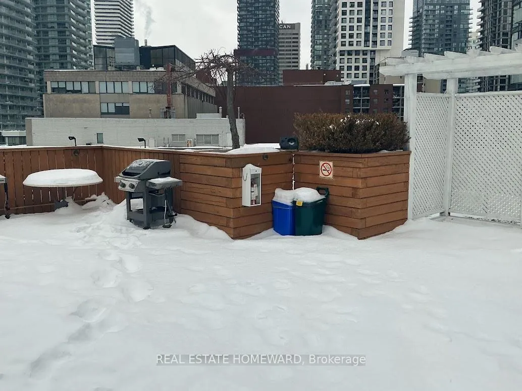 Photo 24 of Unit 205, 188 Eglinton Avenue E, Toronto, Mount Pleasant West — HOMEH