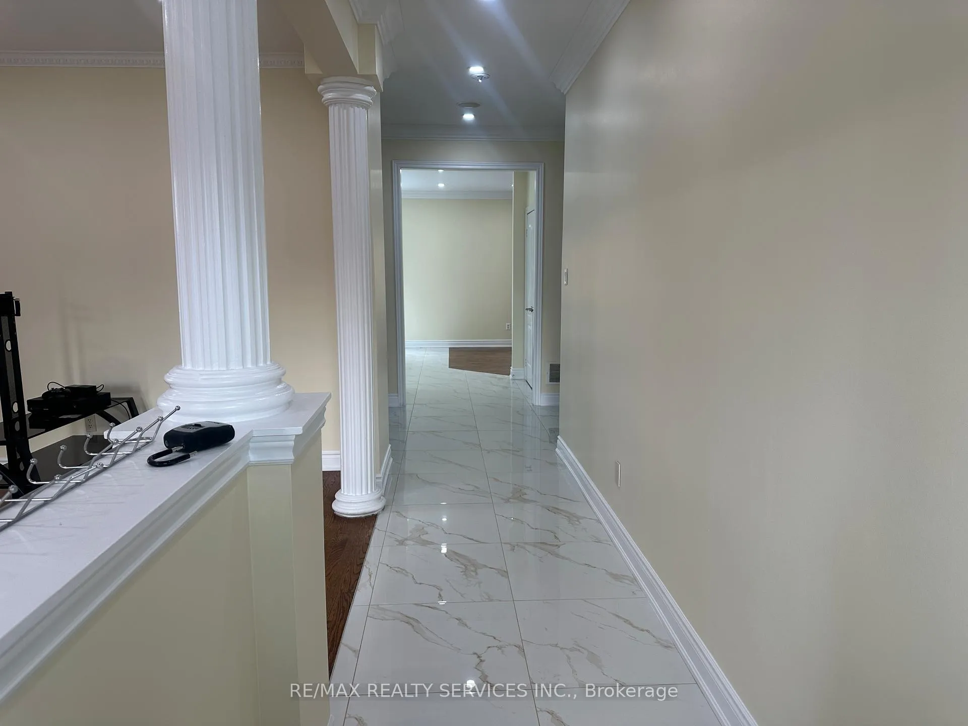 Photo 73 of 80 Farthingale Crescent, Brampton, Fletcher's Meadow — HOMEH