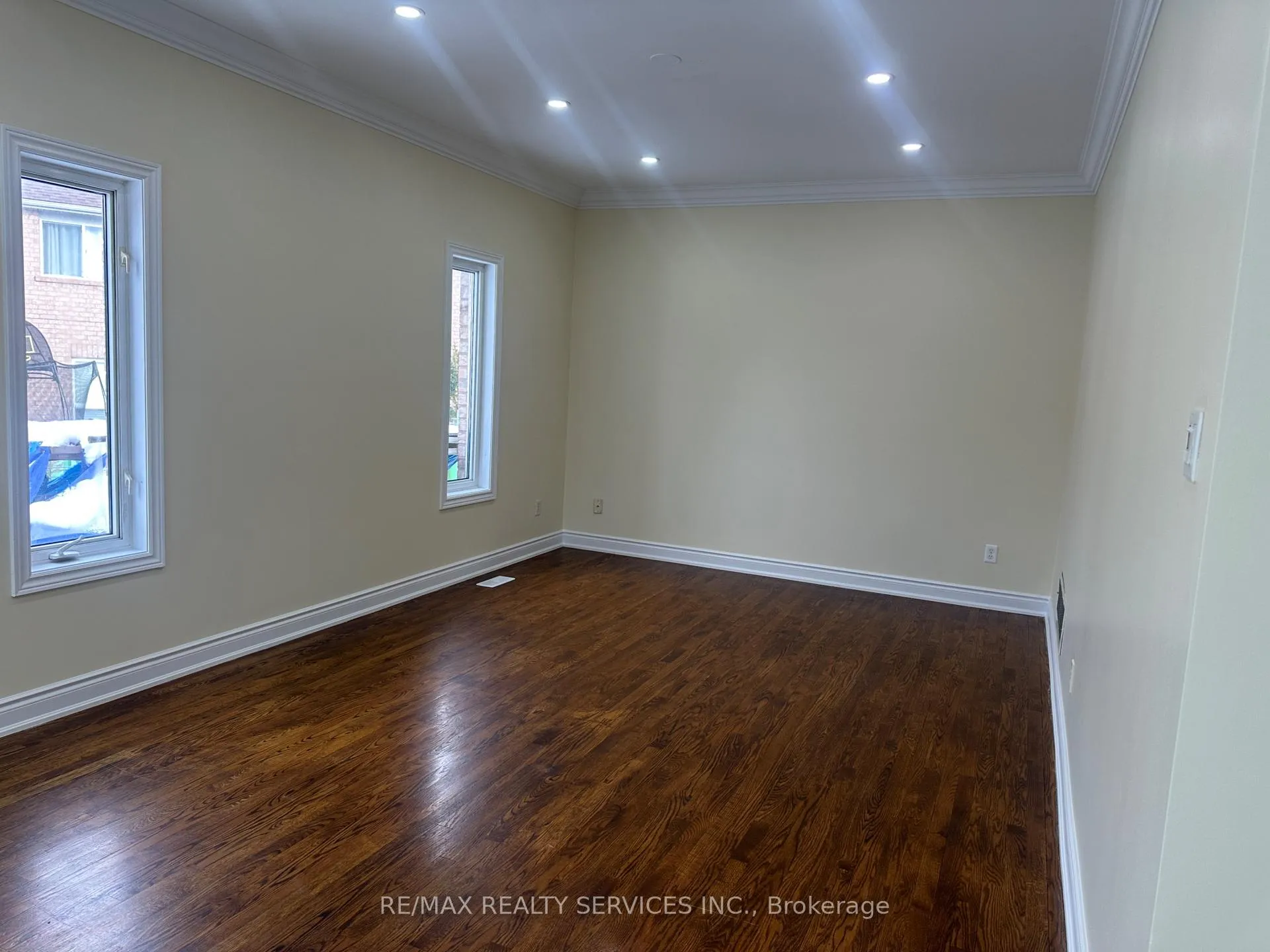 Photo 96 of 80 Farthingale Crescent, Brampton, Fletcher's Meadow — HOMEH