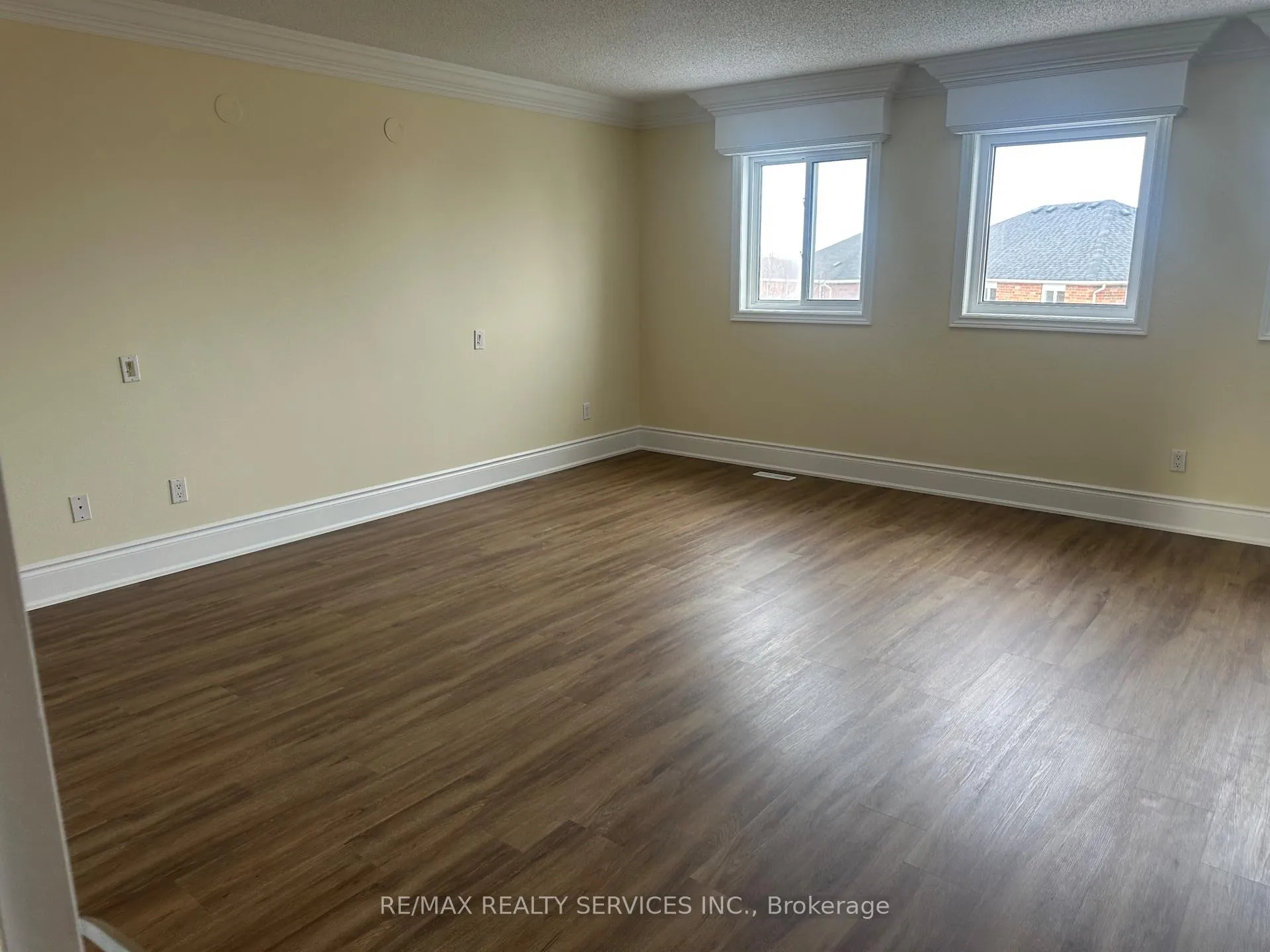 Photo 240 of 80 Farthingale Crescent, Brampton, Fletcher's Meadow — HOMEH