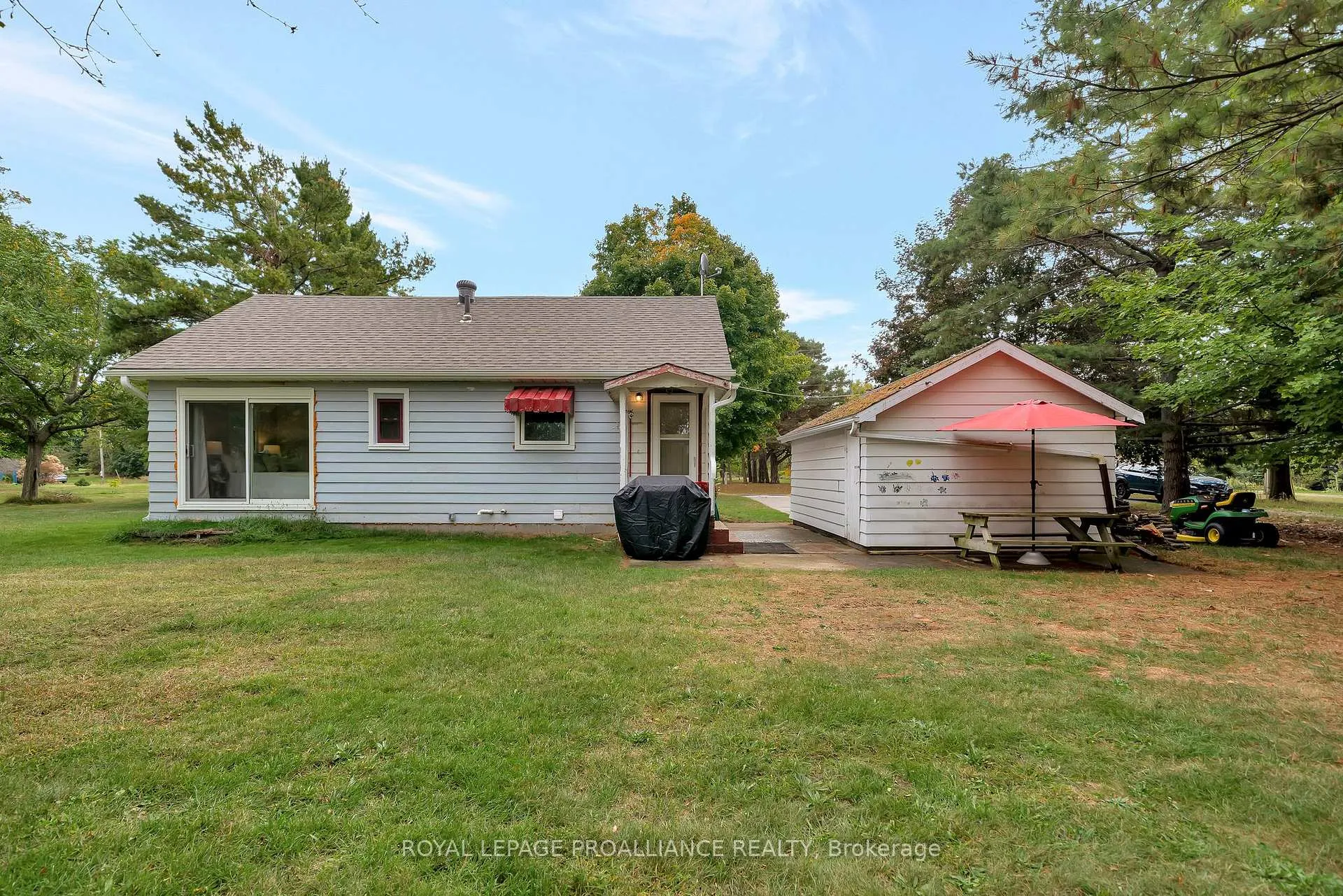 Photo 31 of 1446 County Road 12, Prince Edward County, Picton — HOMEH