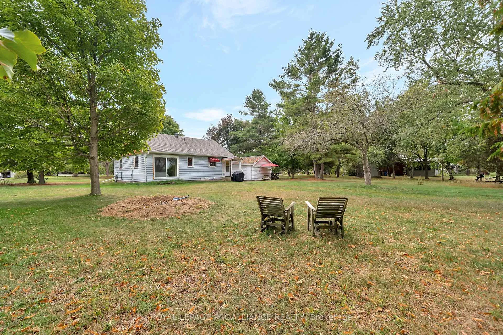 Photo 36 of 1446 County Road 12, Prince Edward County, Picton — HOMEH