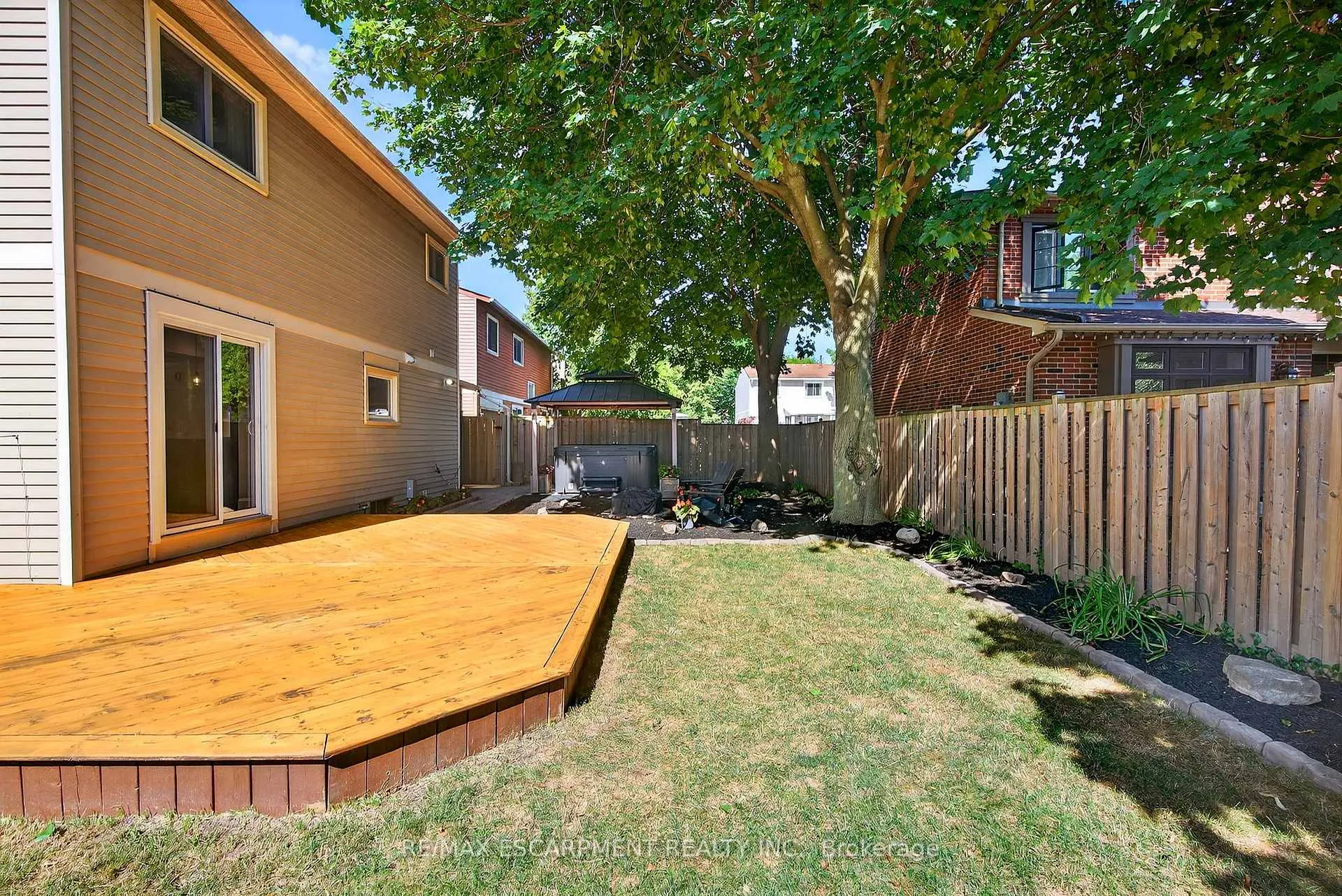 Photo 42 of 6 Chudleigh Street, Hamilton, Waterdown — HOMEH