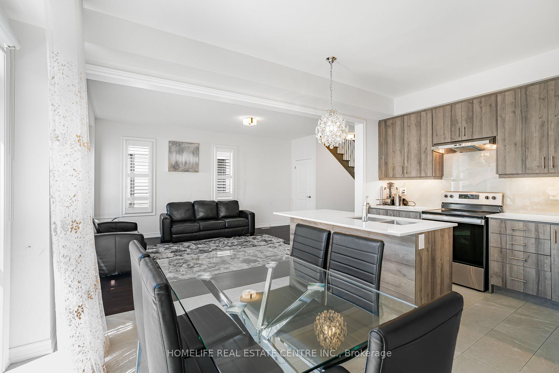 Photo 8 of 159 Terry Fox Drive, Barrie, Rural Barrie Southeast — HOMEH