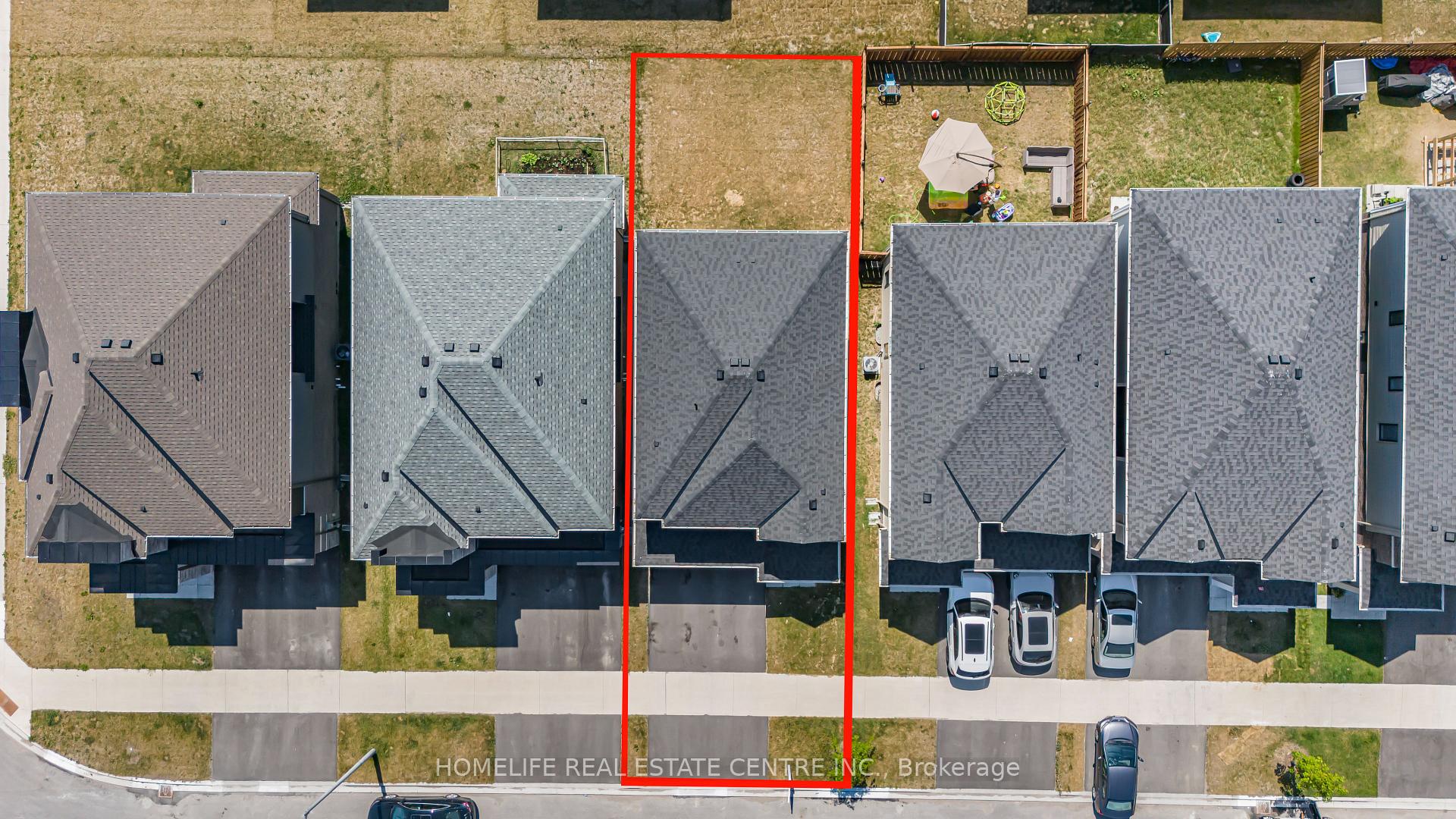 Photo 28 of 159 Terry Fox Drive, Barrie, Rural Barrie Southeast — HOMEH