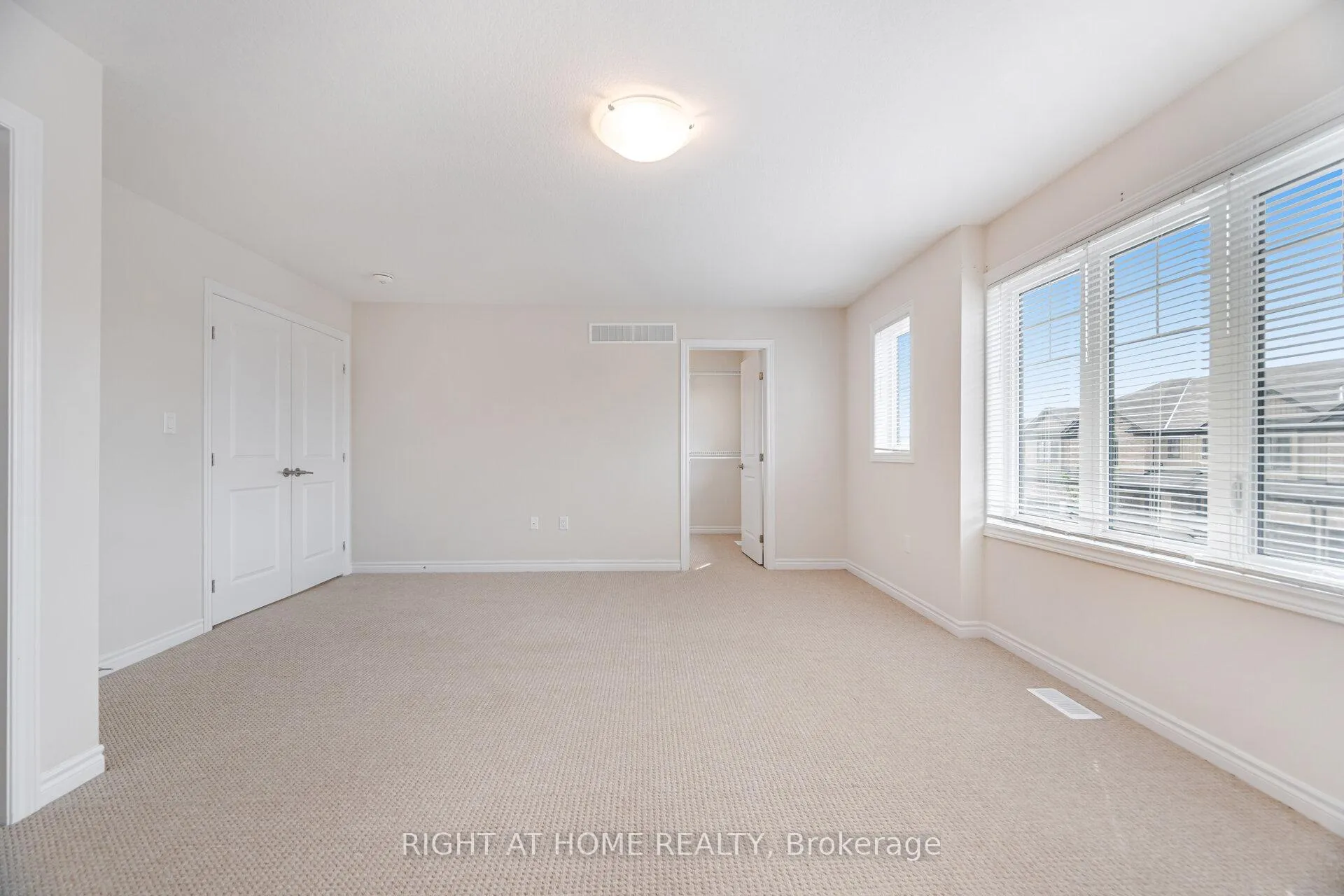 Photo 33 of Unit 23, 1 Tom Brown Drive, Brant, Paris — HOMEH