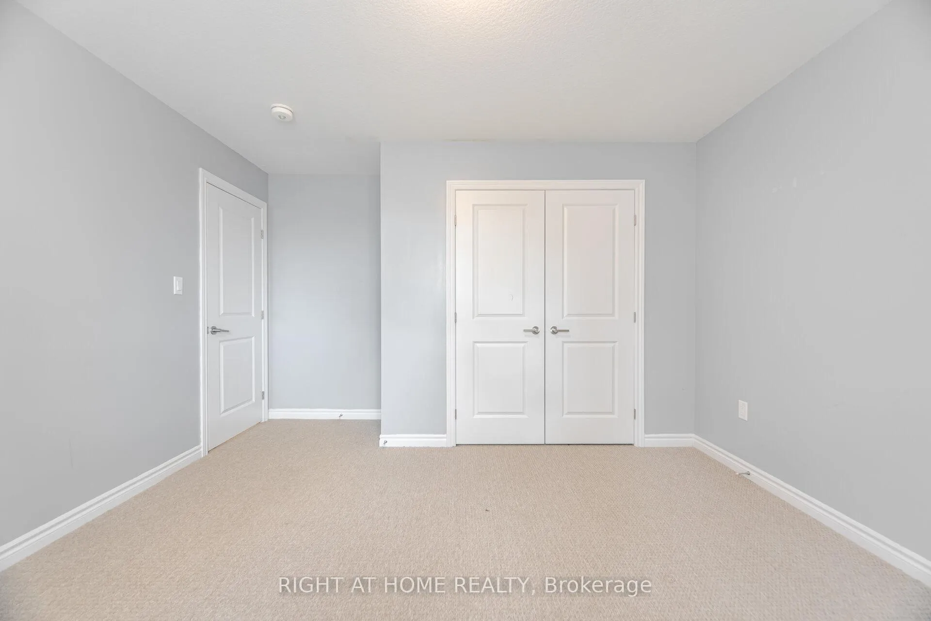 Photo 39 of Unit 23, 1 Tom Brown Drive, Brant, Paris — HOMEH