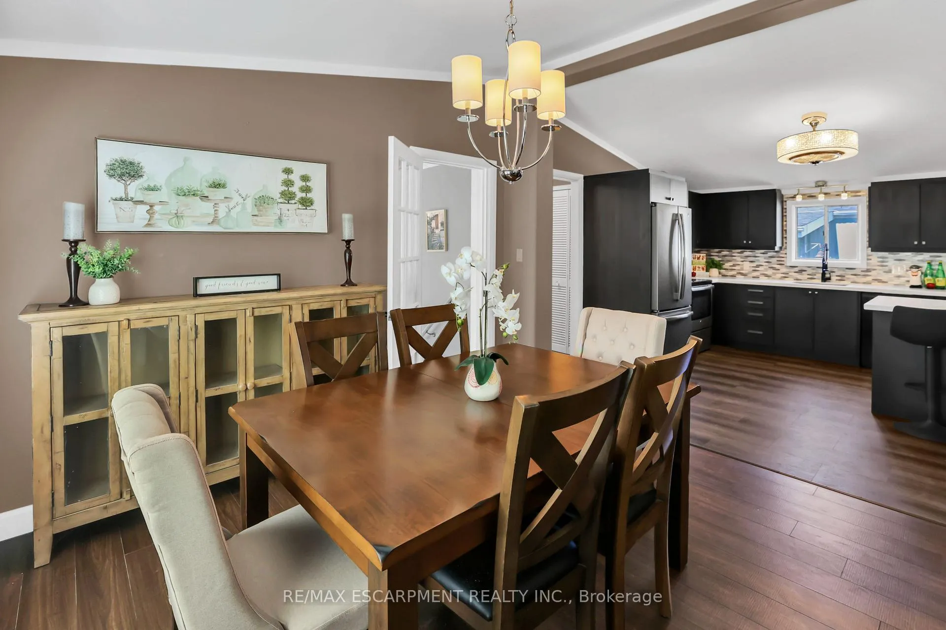 Photo 10 of 4450 Timothy Lane, Lincoln, Beamsville — HOMEH