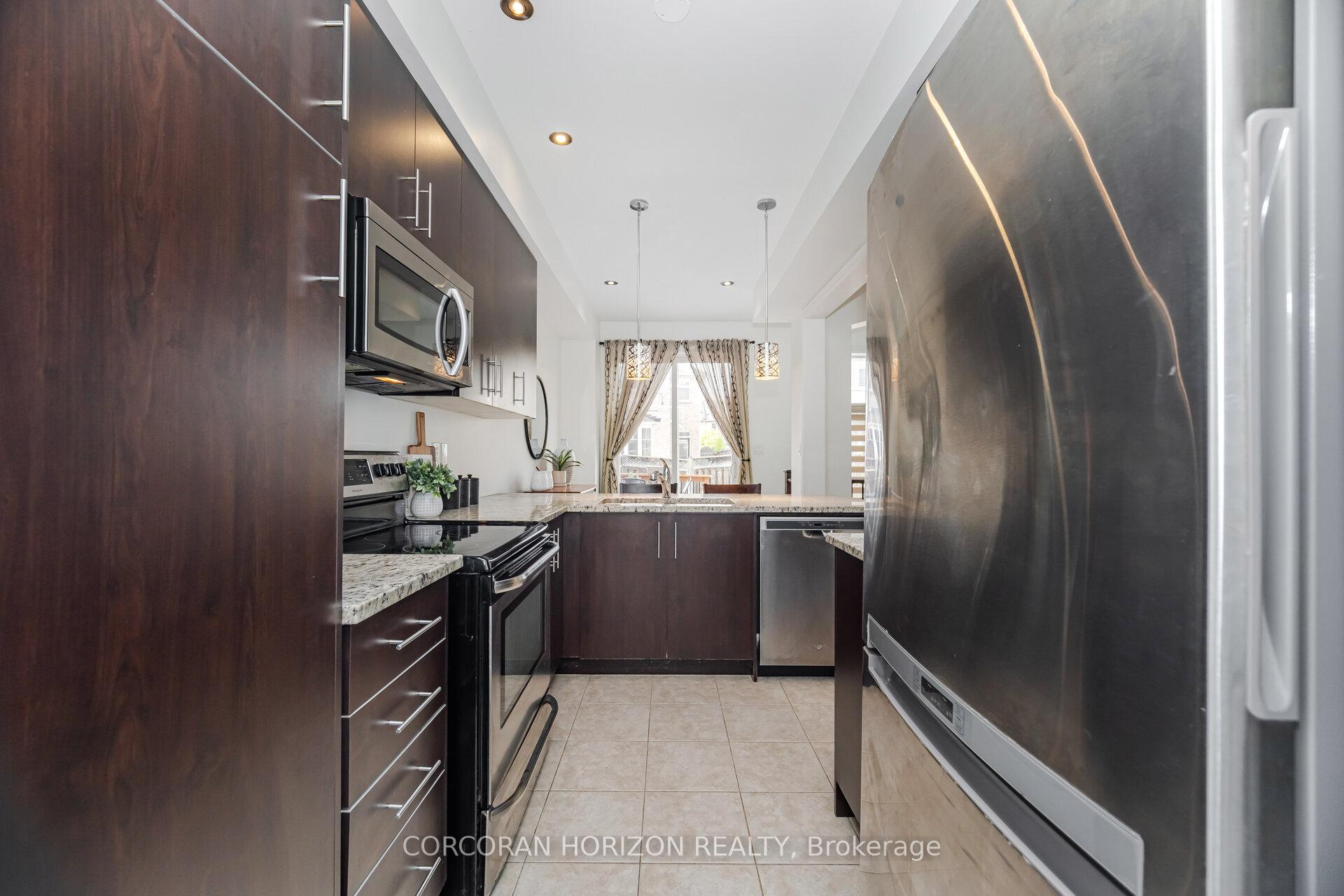 Photo 16 of 12 Aspenview Avenue, Caledon, Rural Caledon — HOMEH
