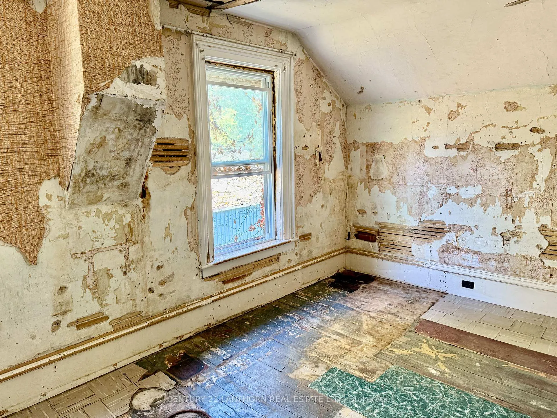 Photo 36 of 1748 Queensborough Road, Tweed, Elzevir (Twp) — HOMEH
