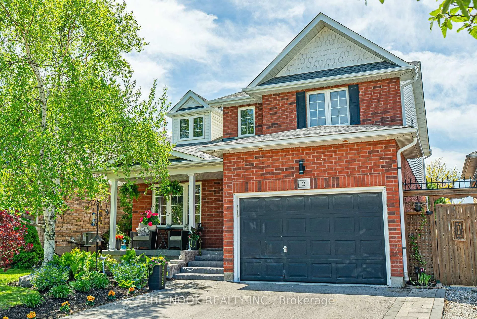 Photo 2 of 2 Clayton Crescent, Clarington, Bowmanville — HOMEH