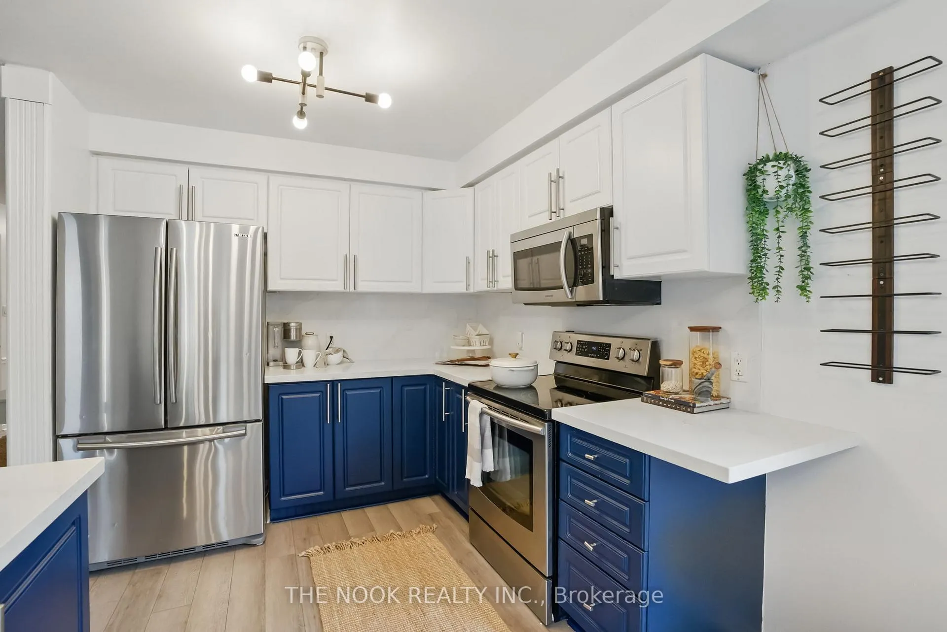 Photo 9 of 2 Clayton Crescent, Clarington, Bowmanville — HOMEH