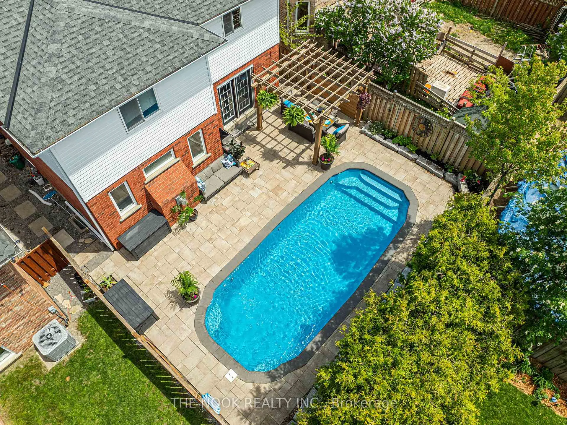 Photo 41 of 2 Clayton Crescent, Clarington, Bowmanville — HOMEH
