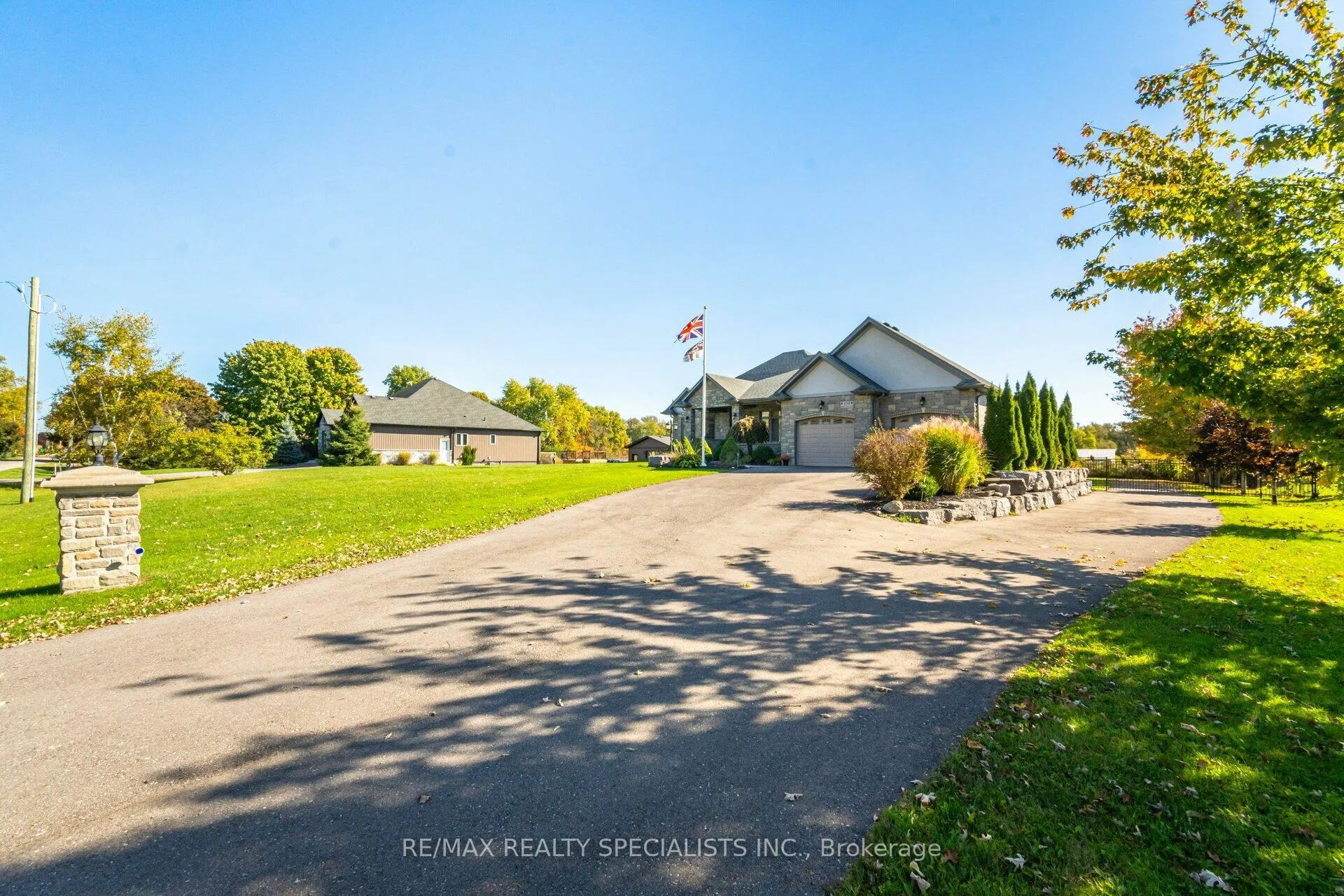 Photo 5 of 339 Sixth Concession Road, Brant, Burford — HOMEH