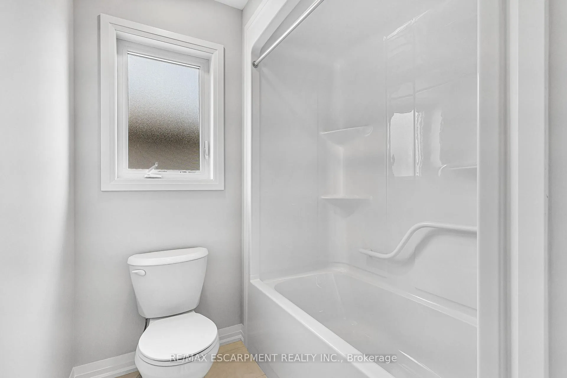 Photo 33 of 65 Willson Drive, Thorold, Hurricane/Merrittville — HOMEH