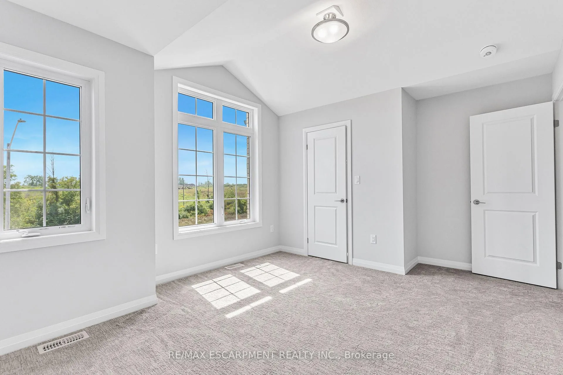 Photo 37 of 65 Willson Drive, Thorold, Hurricane/Merrittville — HOMEH
