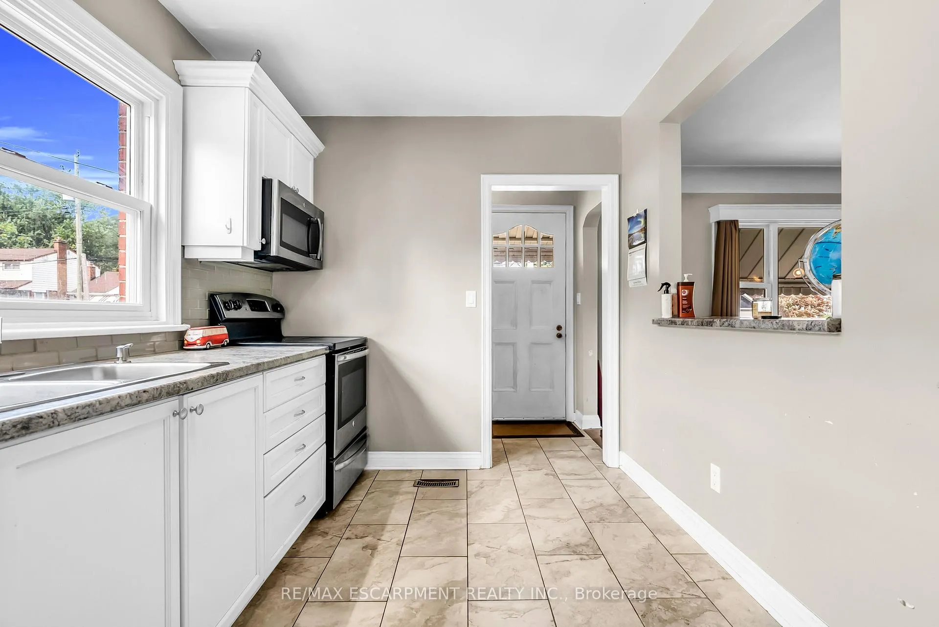 Photo 16 of 59 Cloverdale Avenue, Hamilton, Rosedale — HOMEH