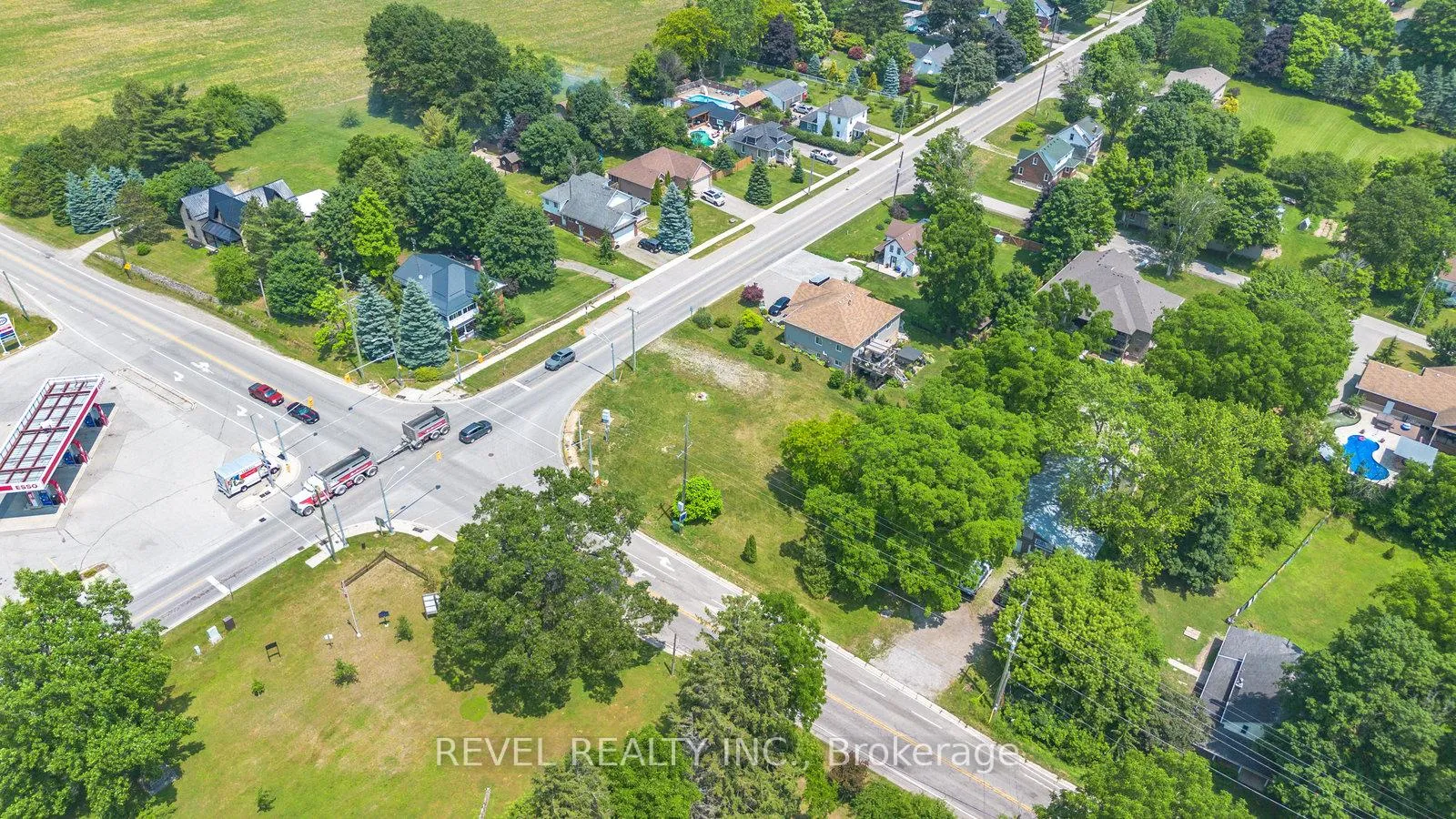 Photo 7 of 143 Oakland Road, Brant, Oakland — HOMEH