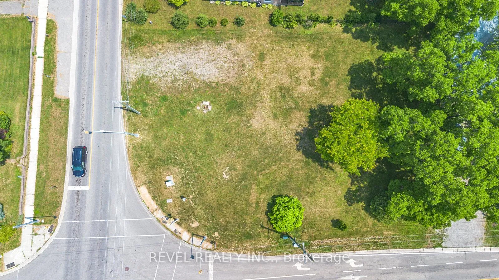Photo 8 of 143 Oakland Road, Brant, Oakland — HOMEH